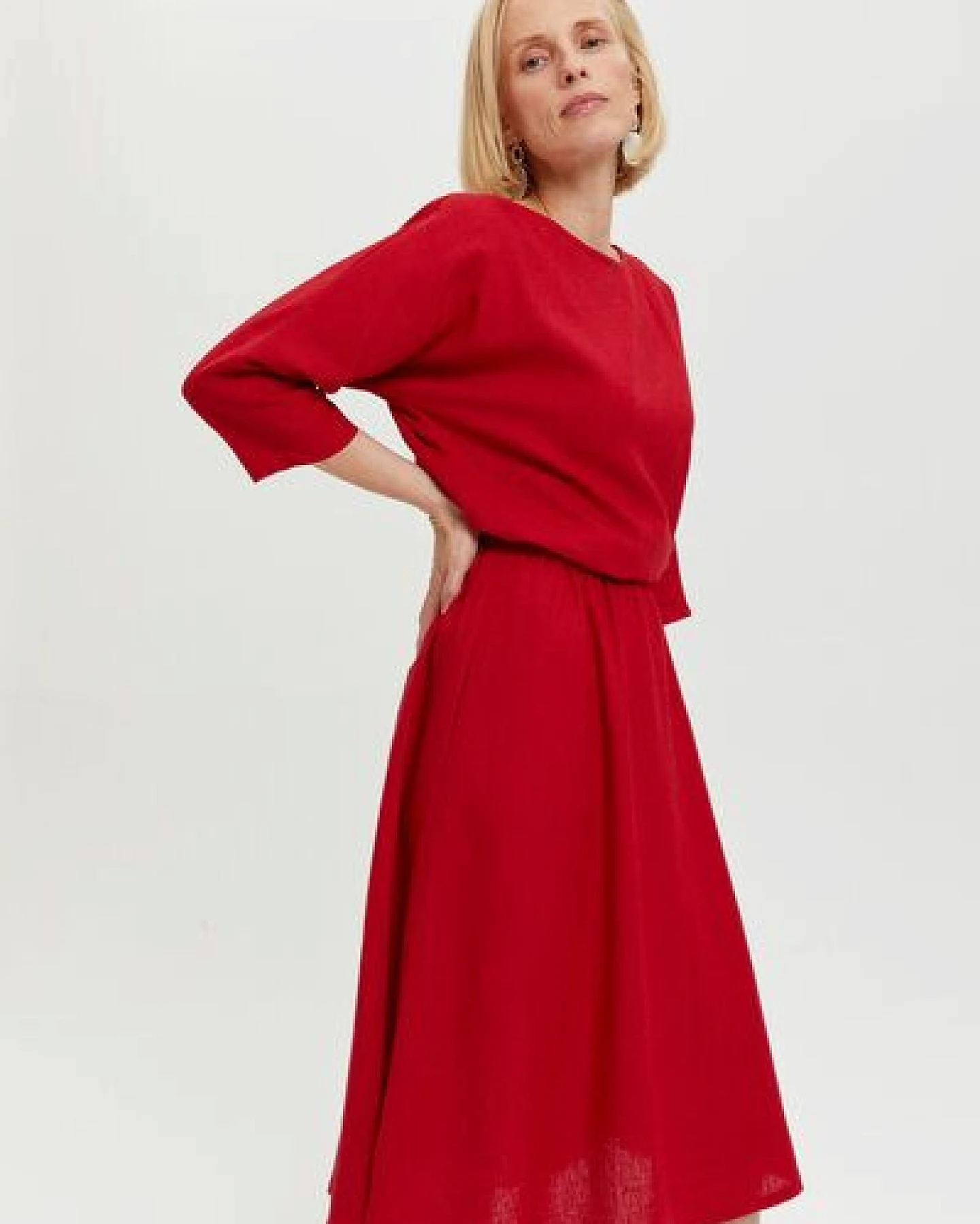 AYANI Nane Midikleid mit ¾-Ärmeln aus Leinen & ECOVERO – Ansicht 2