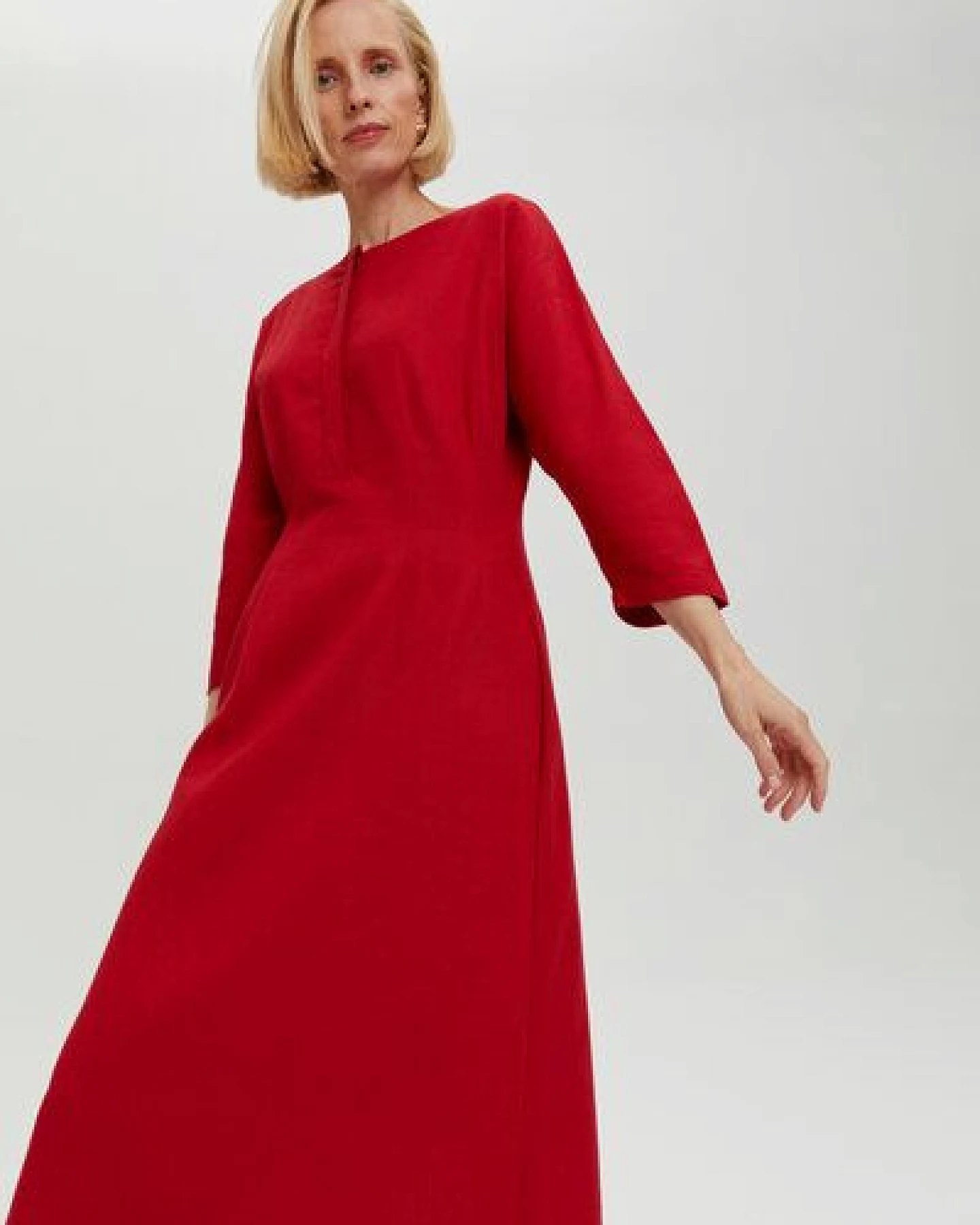 AYANI Lusin Midikleid aus Leinen & ECOVERO – Ansicht 3