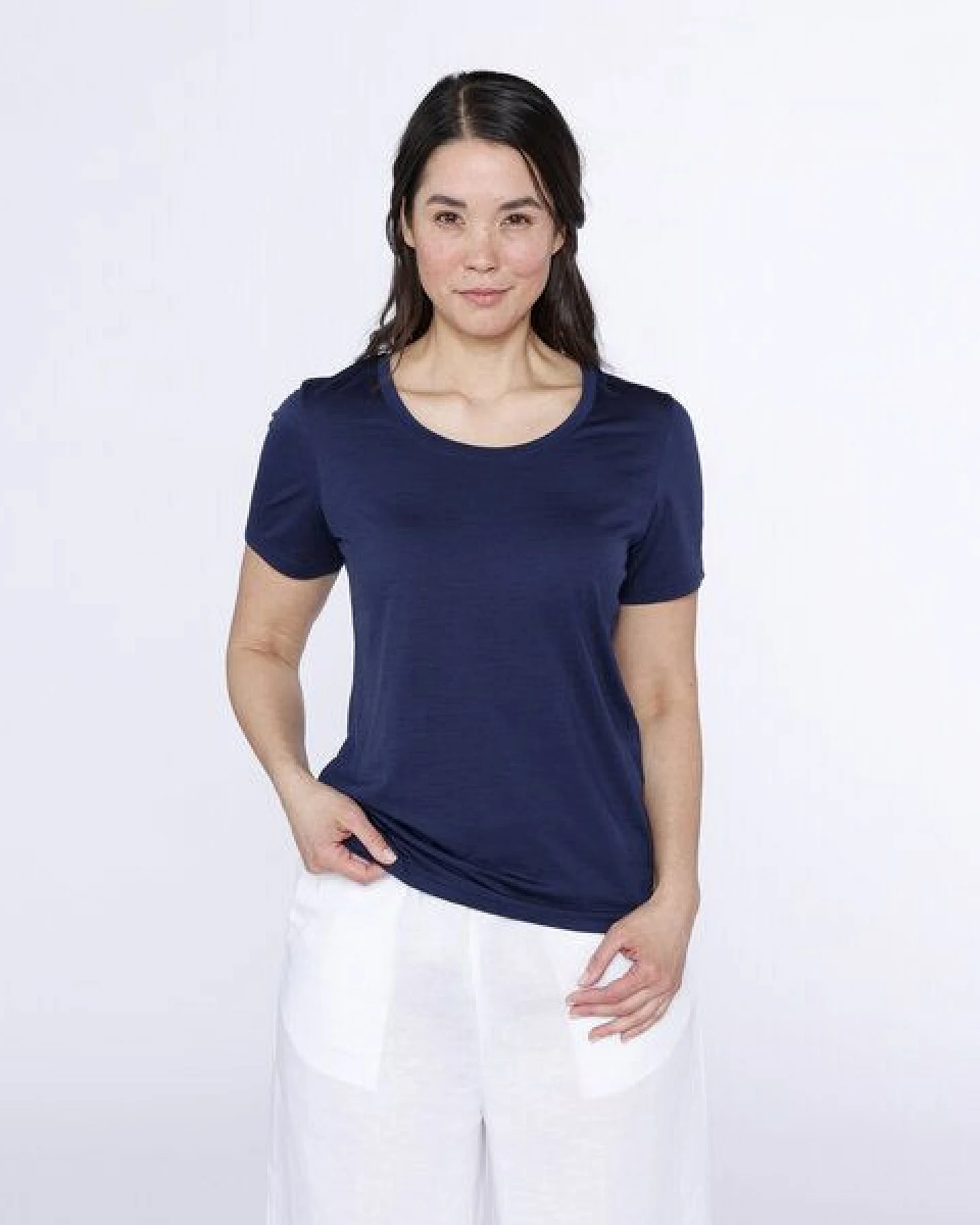 Kaipara - Merino Sportswear URBAN Merino Shirt Damen Kurzarm Regular 150 weiter Ausschnitt – Ansicht 2