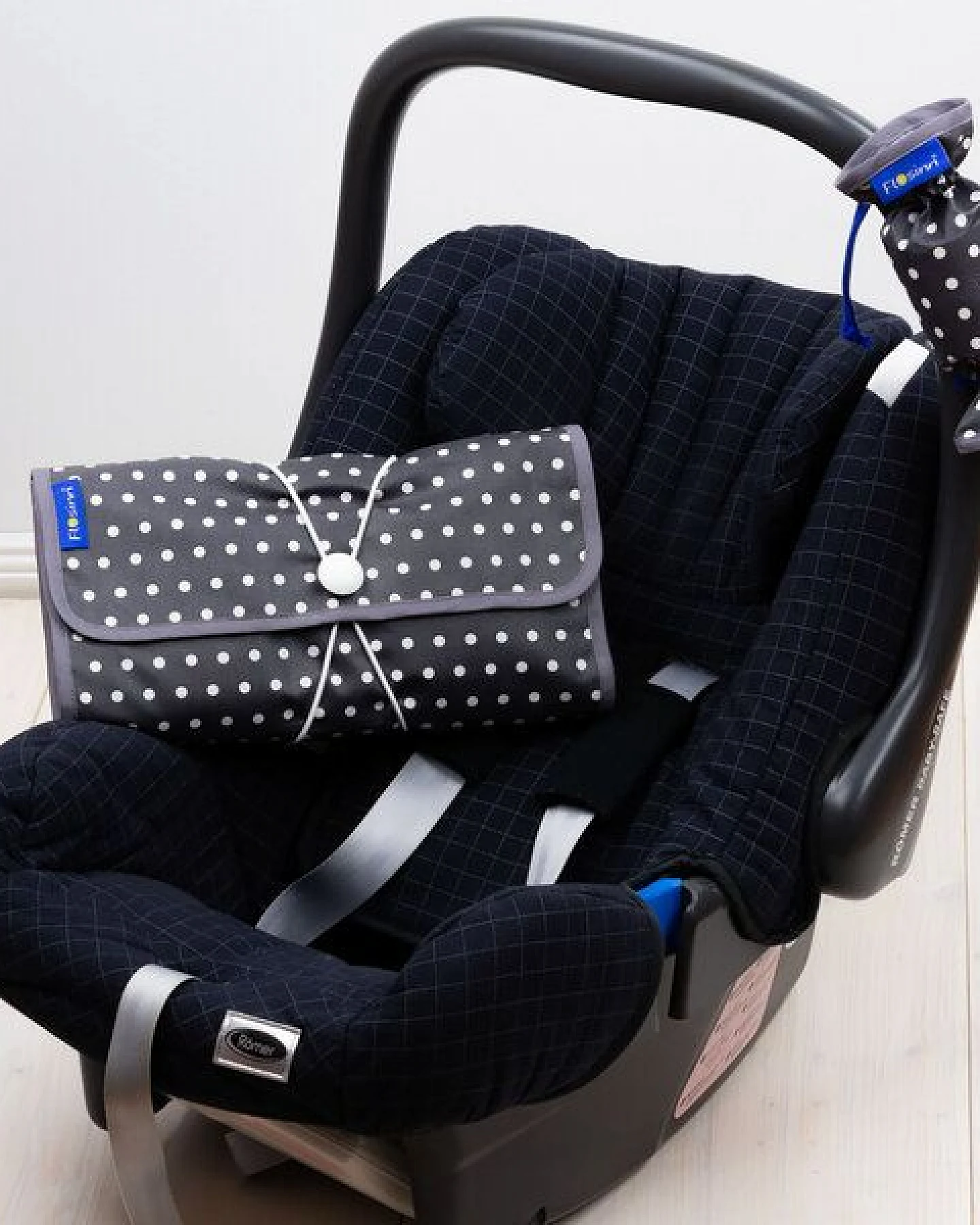 Flosinn Wickeltasche Wickelunterlage Wickelclutch abwischbar in verschiedenen Farben – Ansicht 4