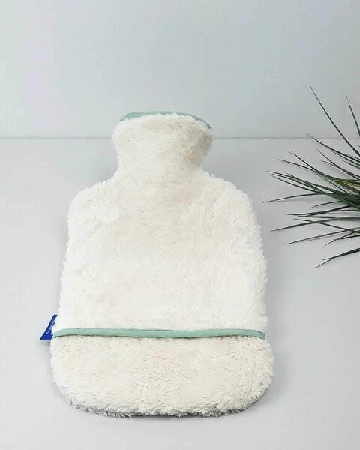 Flosinn Kuschelige Wärmflaschen aus Bio-Teddyplüsch. Wärmflaschenbezug und Wärmflasche. Verschiedene Farben – Ansicht 4