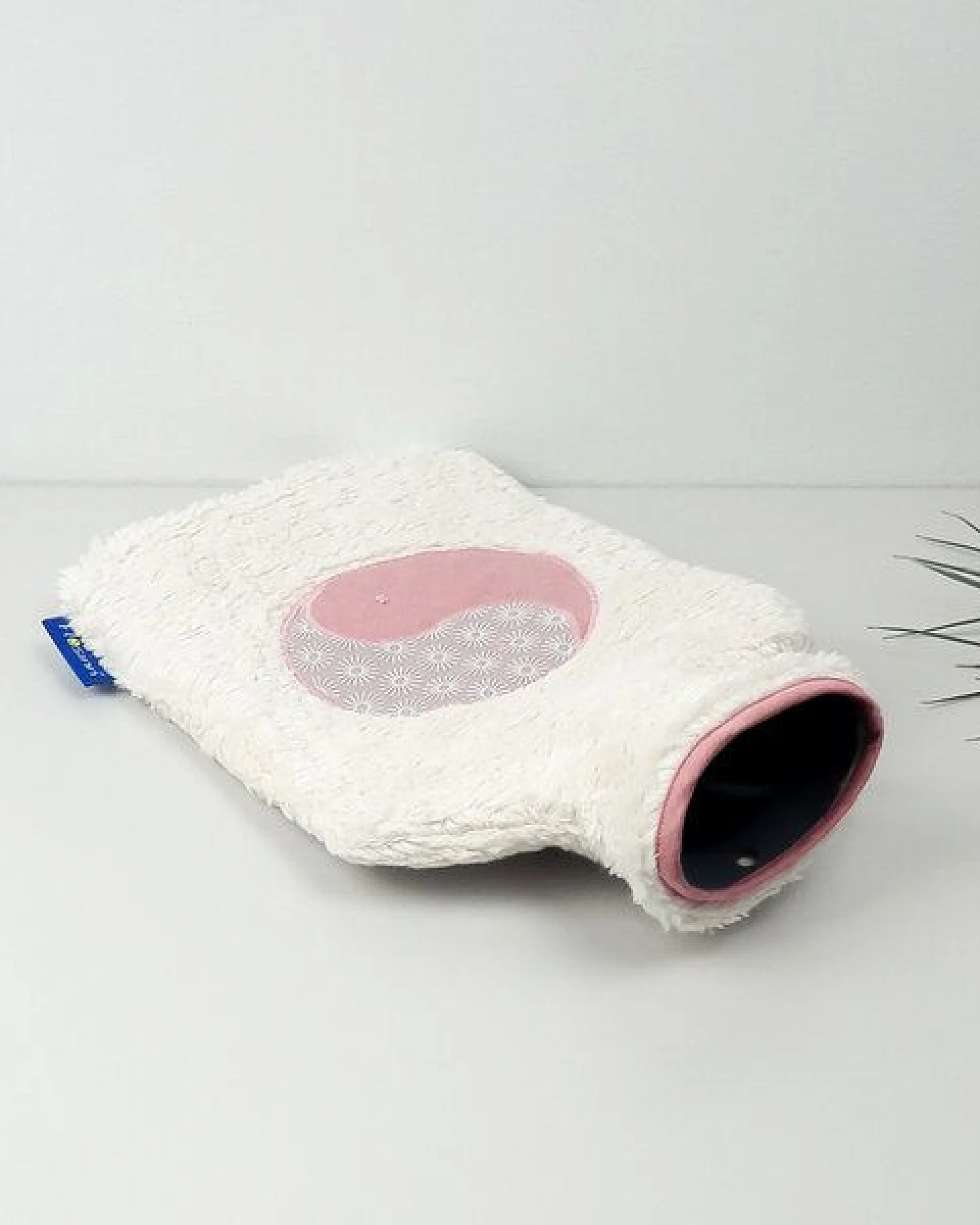 Flosinn Kuschelige Wärmflaschen aus Bio-Teddyplüsch. Wärmflaschenbezug und Wärmflasche. Verschiedene Farben – Ansicht 3