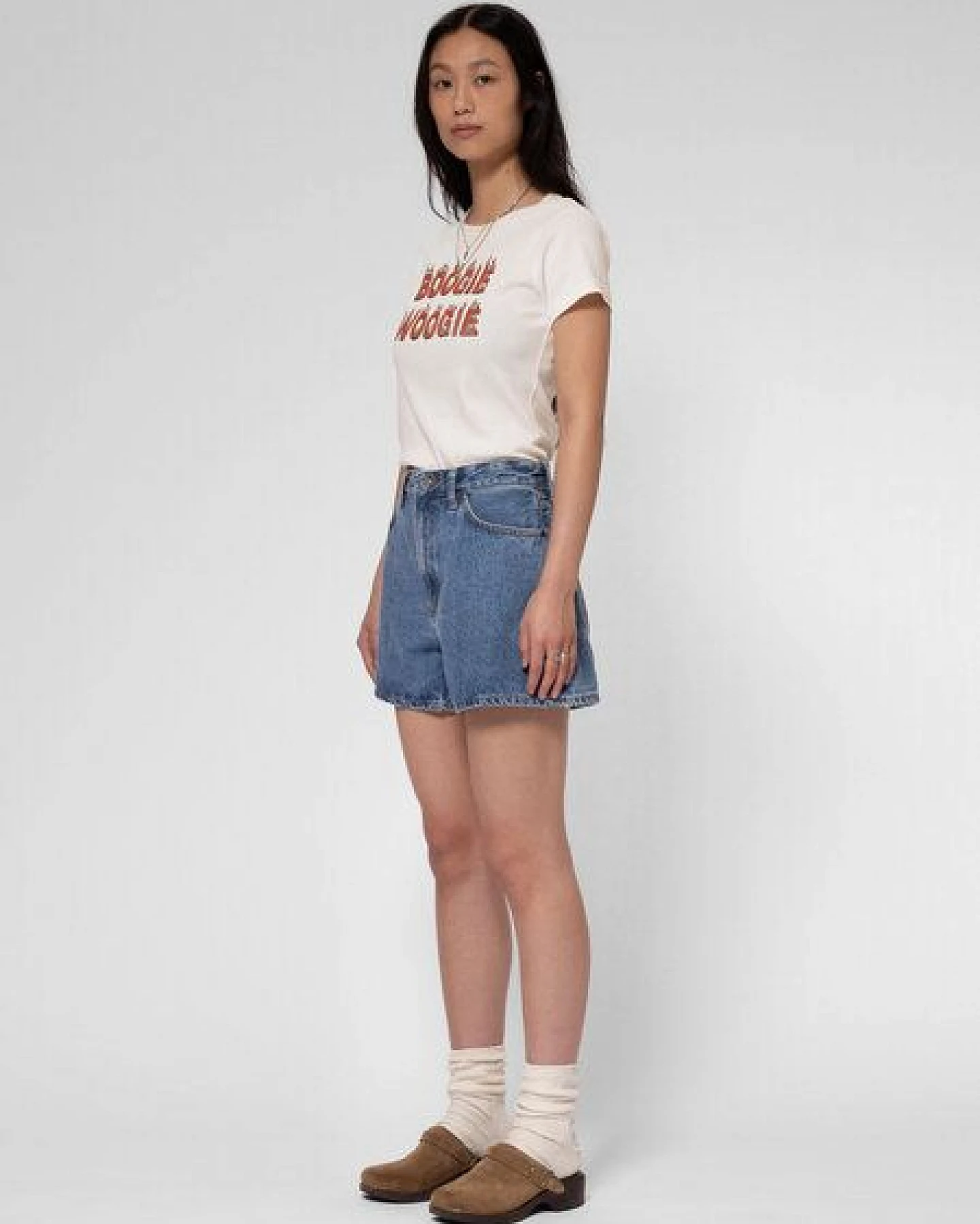 Nudie Jeans Jeansshorts - Maeve - aus Bio-Baumwolle und recycelter Baumwolle – Ansicht 2
