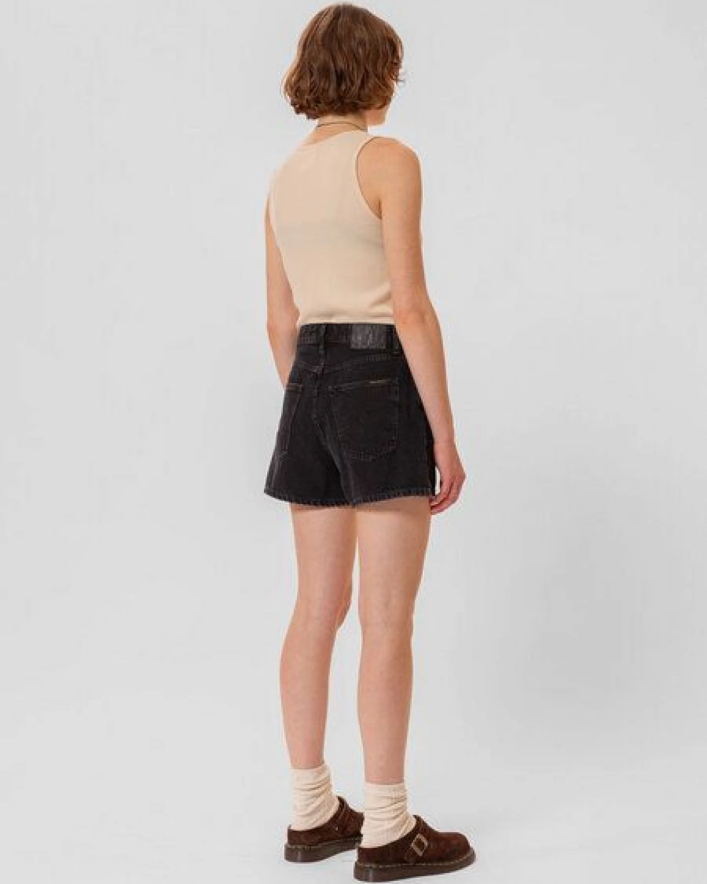 Nudie Jeans Jeansshorts - Maeve - aus Bio-Baumwolle und recycelter Baumwolle – Ansicht 2