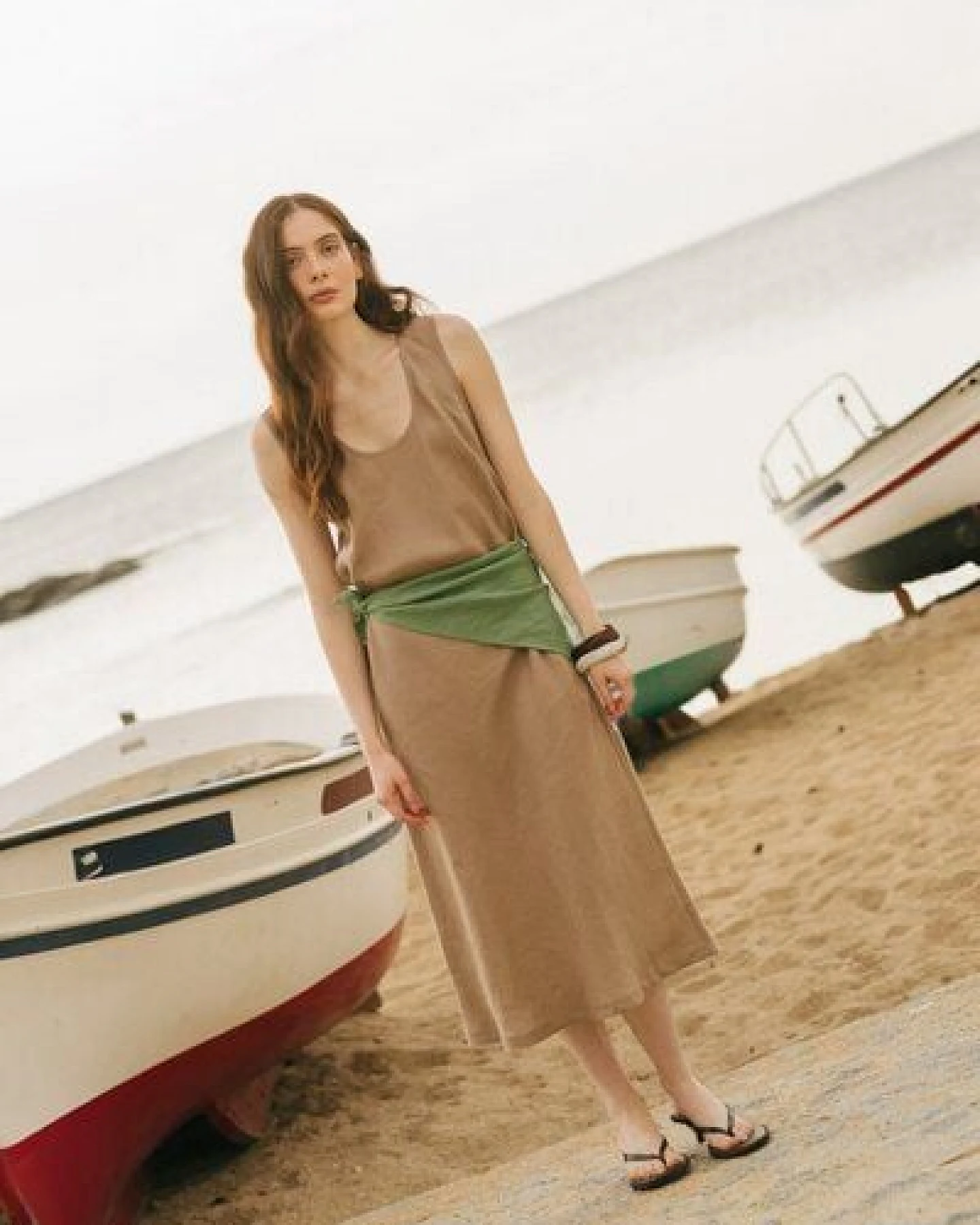AmourLinen Ines Midi-Kleid aus Leinen – Ansicht 3