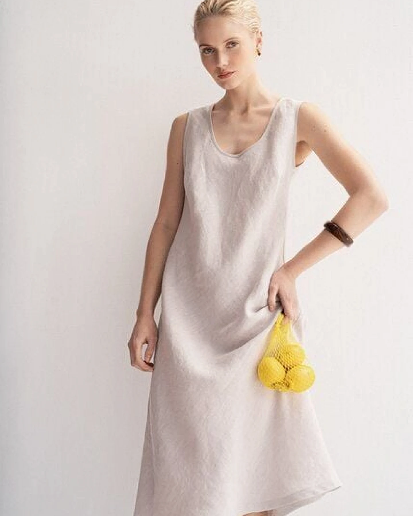 AmourLinen Ines Midi-Kleid aus Leinen – Ansicht 3