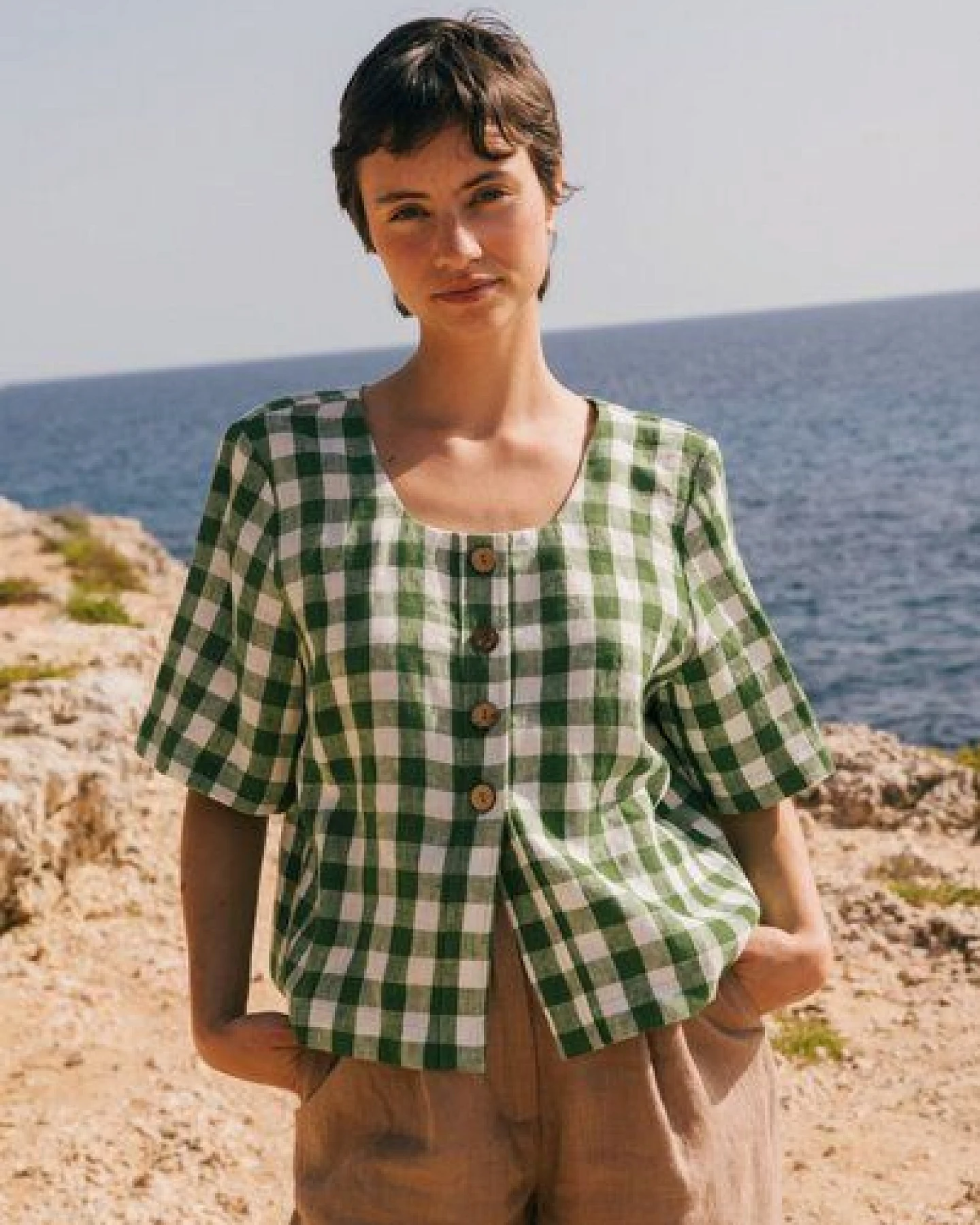 AmourLinen Maeve Leinenoberteil mit Knöpfen – Ansicht 3