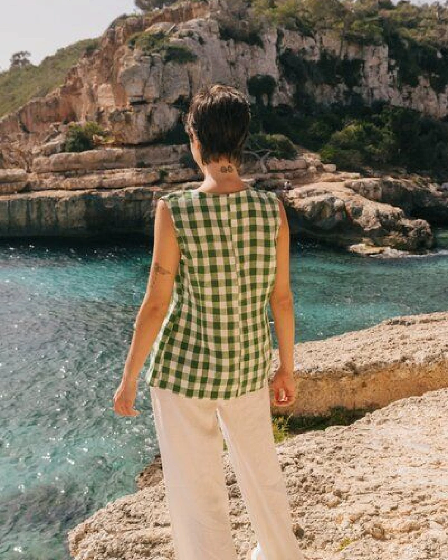AmourLinen Blanca ärmelloses Leinenoberteil – Ansicht 2