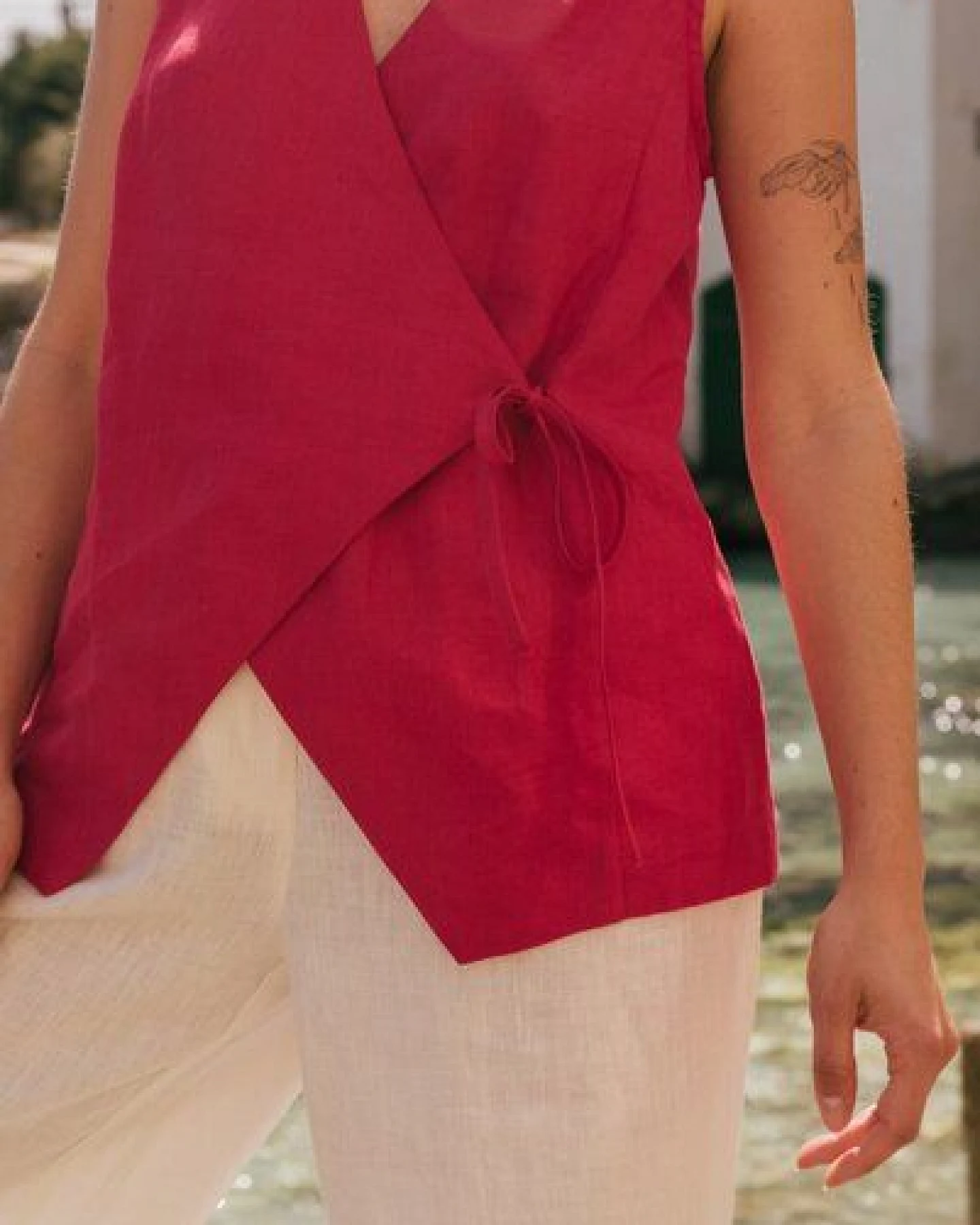AmourLinen Blanca ärmelloses Leinenoberteil – Ansicht 2