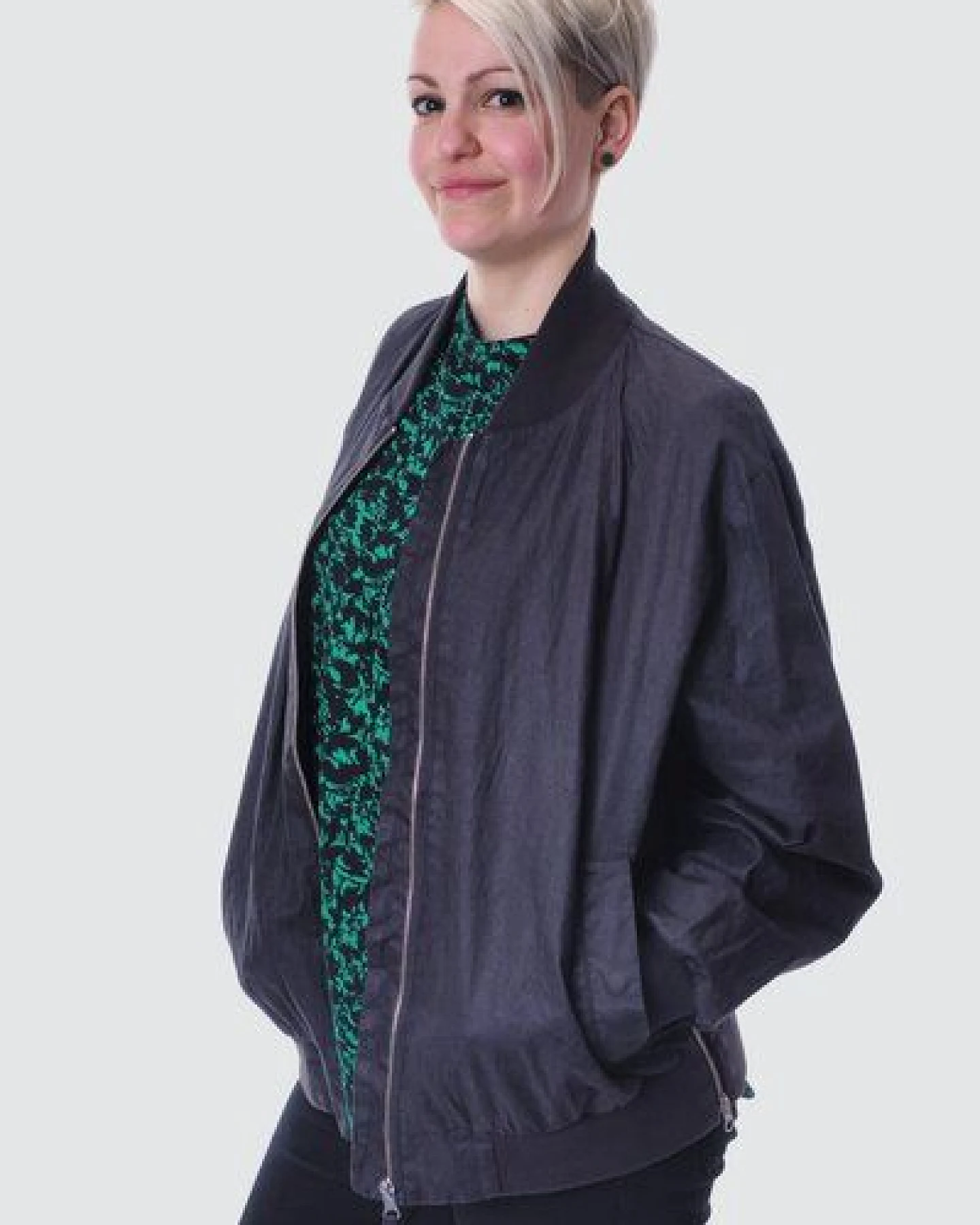 LangerChen Jacket Winton - Boyfriend Bomberjacke aus Leinen – Ansicht 2