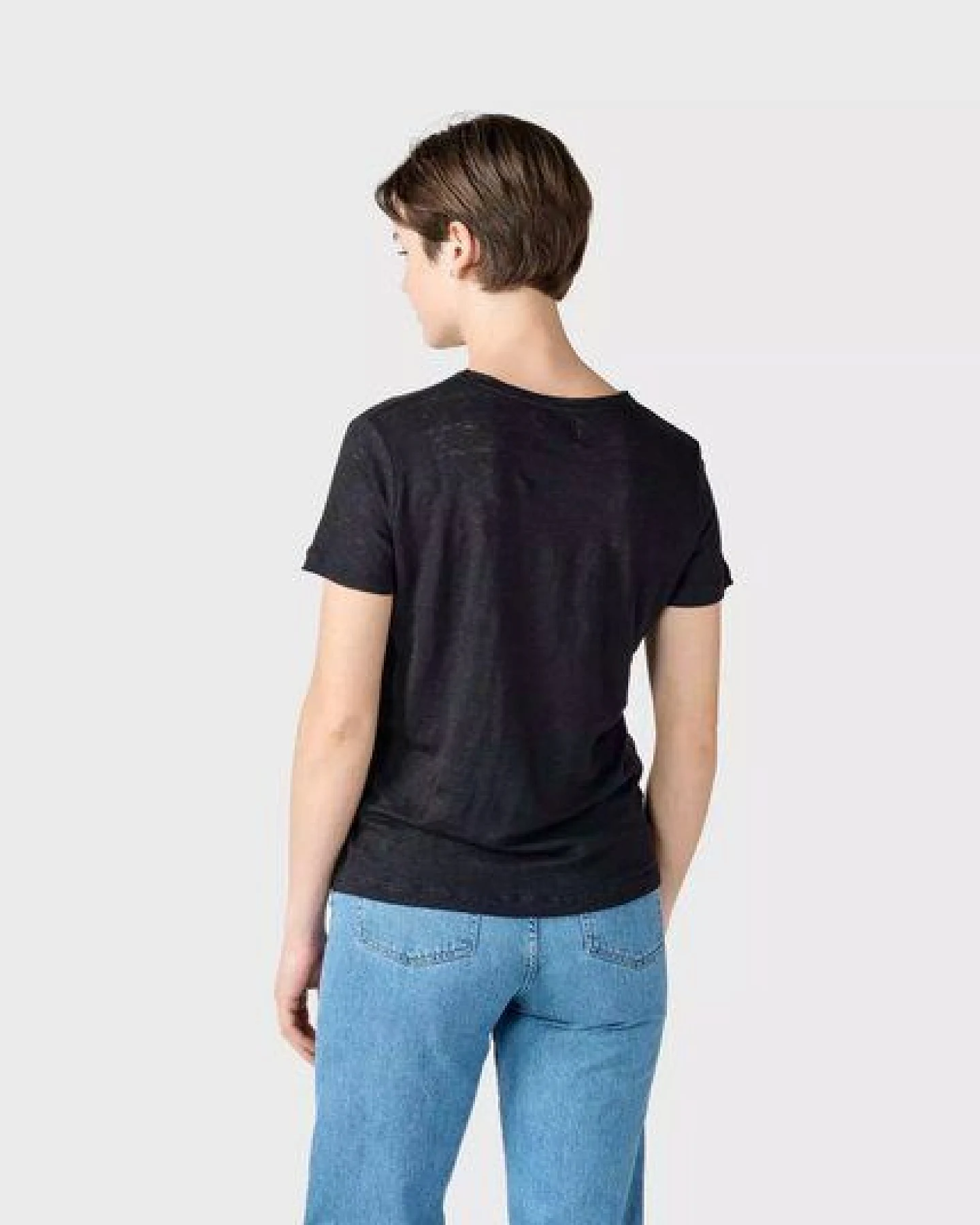 Klitmøller Collective Leinen T-shirt Modell: Rikke – Ansicht 3
