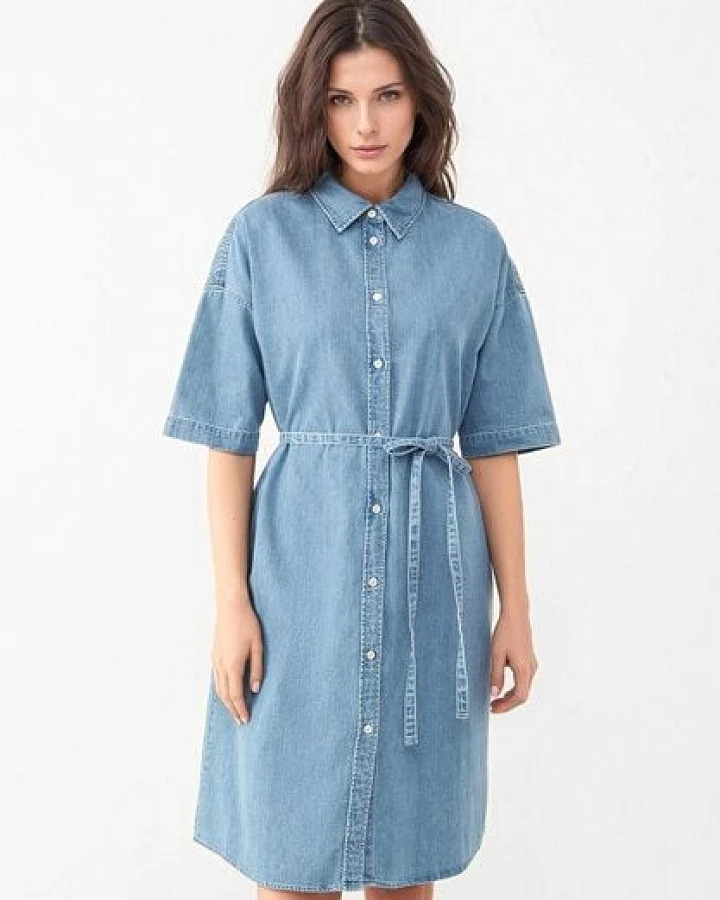 Givn Berlin Jeanskleid GBELOISE relaxed Fit aus Bio-Baumwolle