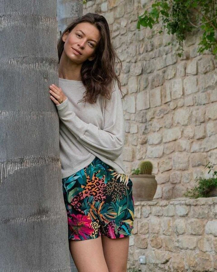 WiDDA berlin bunte Shorts tropic aus ECOVERO®