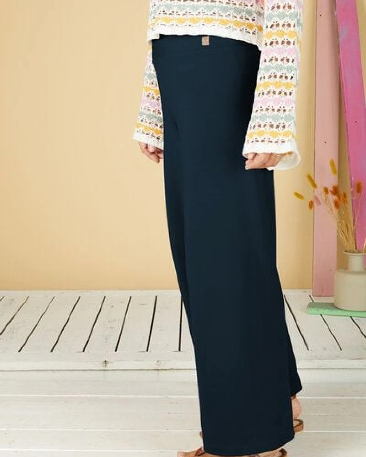 La Gitana Lange Damenhose Bio-Baumwolle „Anouk“ – Loose Fit, fair & nachhaltig produziert – Ansicht 3