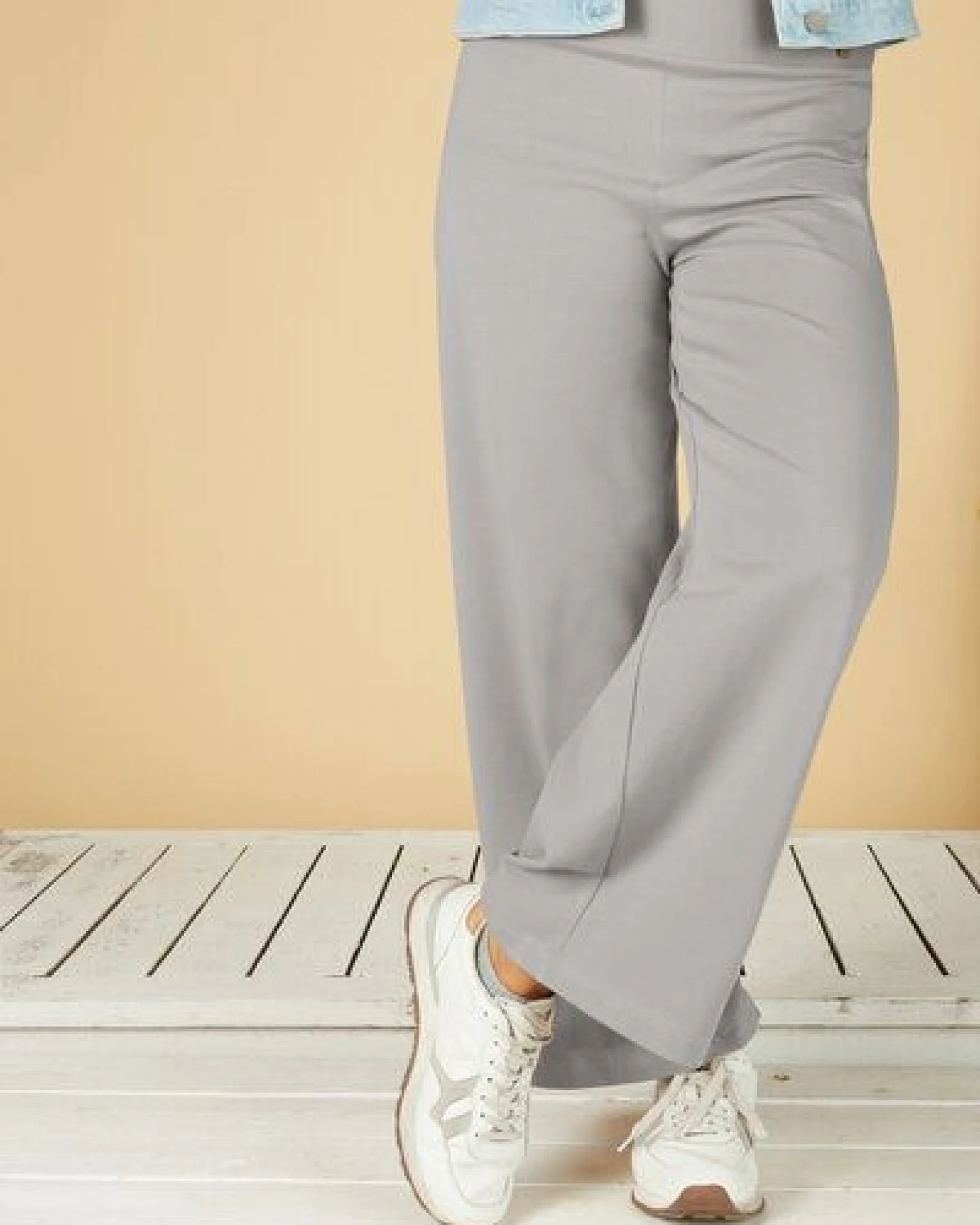 La Gitana Lange Damenhose Bio-Baumwolle „Anouk“ – Loose Fit, fair & nachhaltig produziert – Ansicht 2