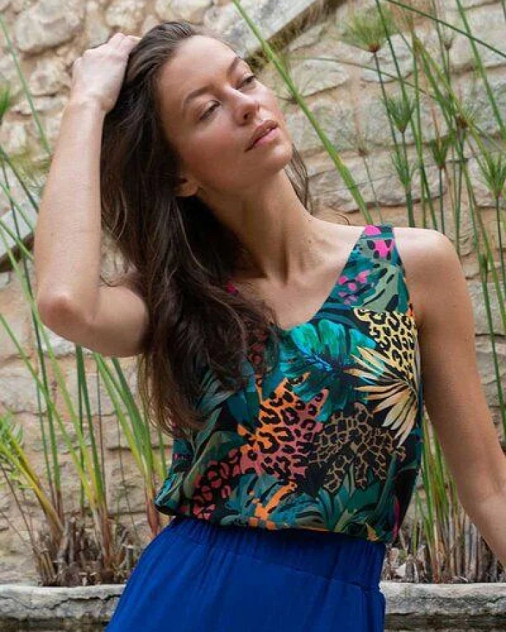 WiDDA berlin gemusterte Sommerbluse tropic aus ECOVERO®