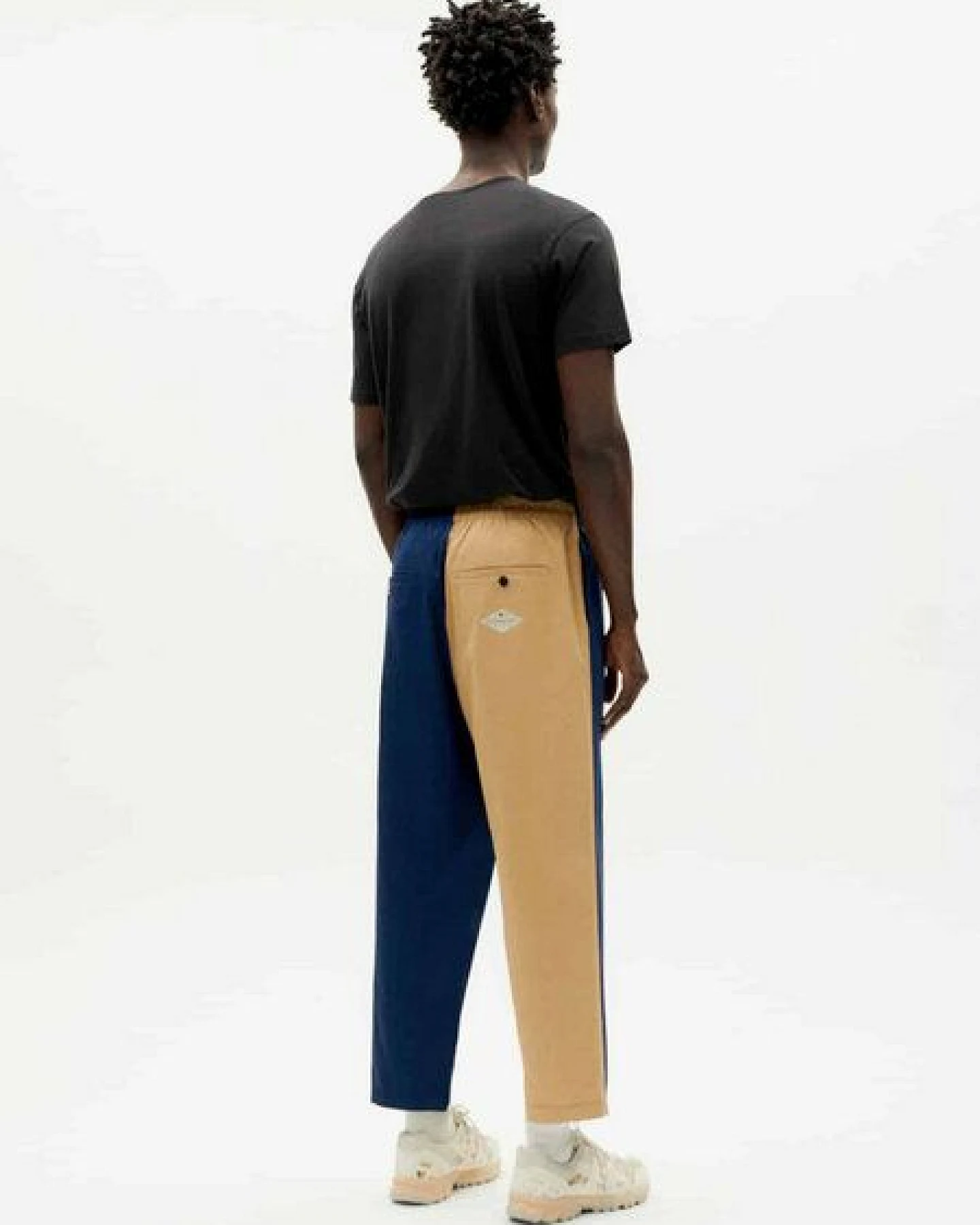 thinking mu Herren Hose - Patched Luc Pants - aus Bio-Baumwolle – Ansicht 3