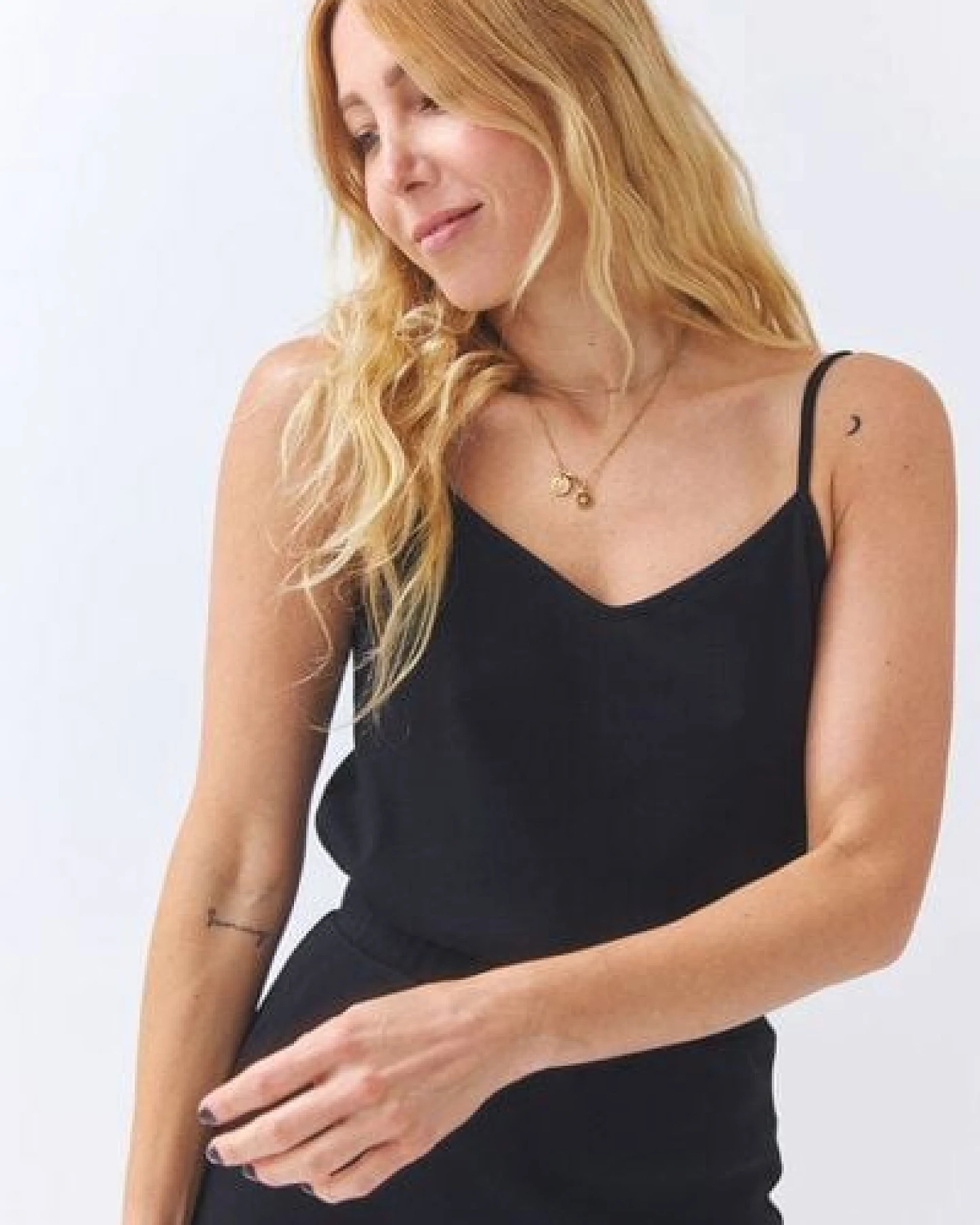 Baìge the Label Bria - Spaghettiträgertop mit V-Ausschnitt – Ansicht 4