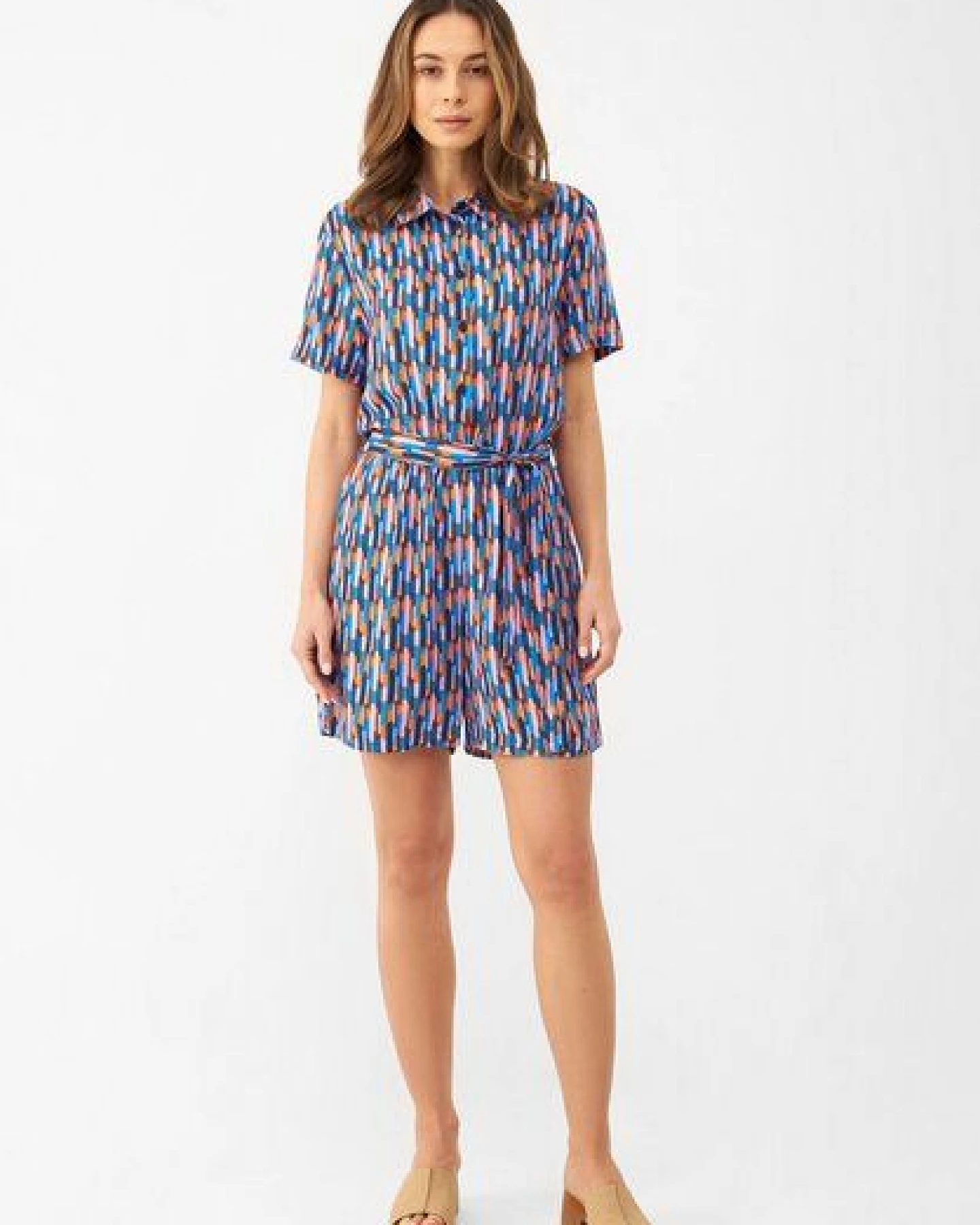 Givn Berlin Taillierter Jumpsuit GBCASSIE aus LENZING ECOVERO mit Gürtel - Blue / Orange (Drops) – Ansicht 2