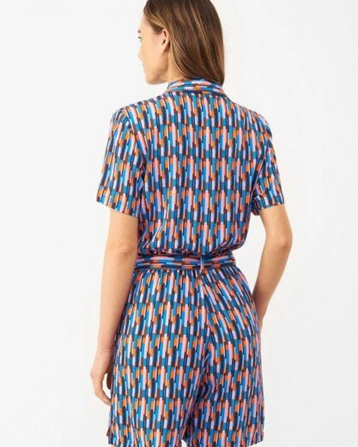 Givn Berlin Taillierter Jumpsuit GBCASSIE aus LENZING ECOVERO mit Gürtel - Blue / Orange (Drops) – Ansicht 3