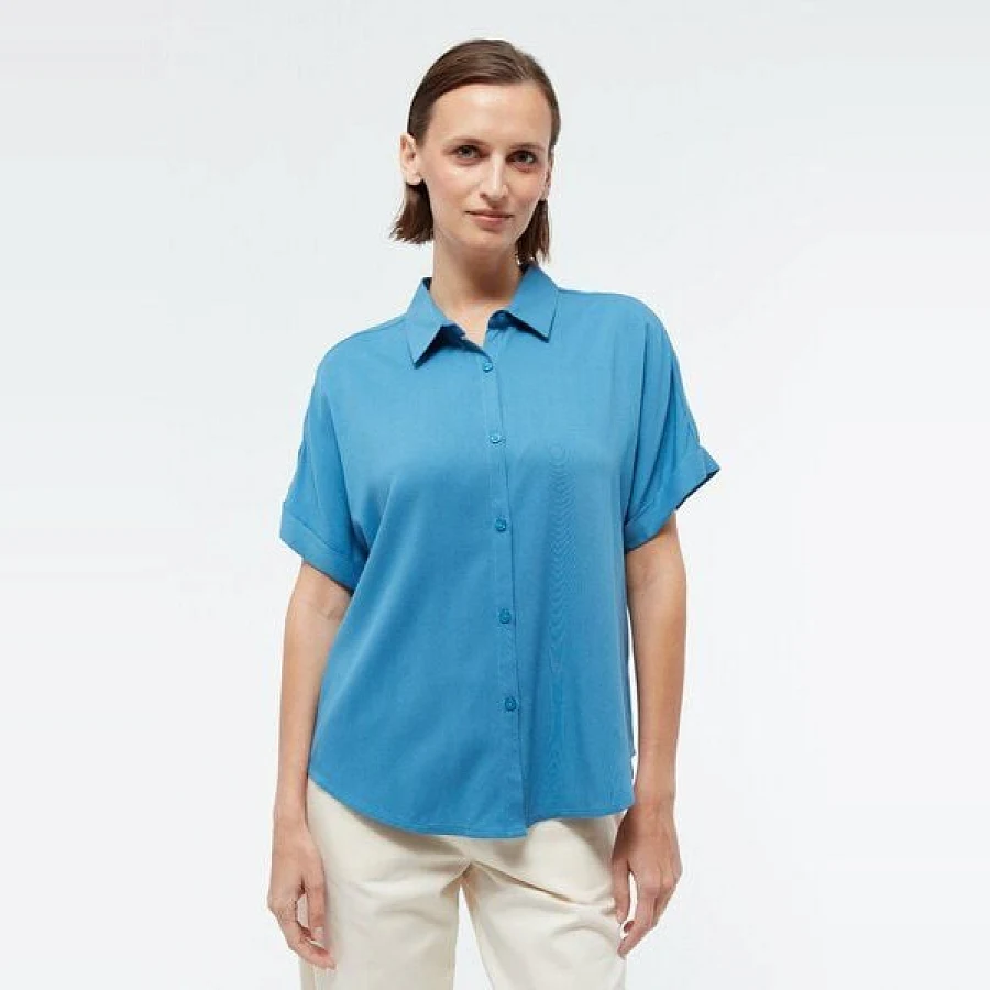 Blau