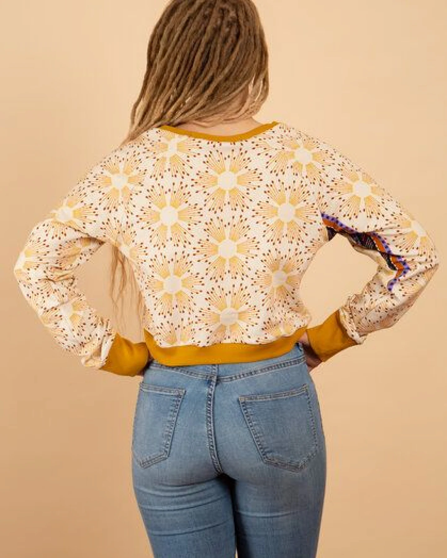 Die rote Zora Cropped Sweater Starlight – Ansicht 3
