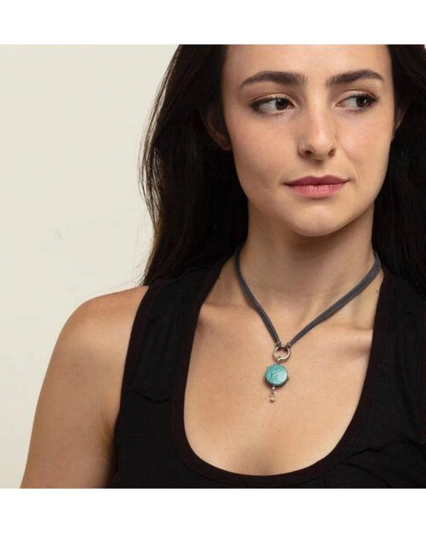 Mambu Design Upcycling Halskette - Circles Teal - Unisex - Straußeneischmuck – Ansicht 4