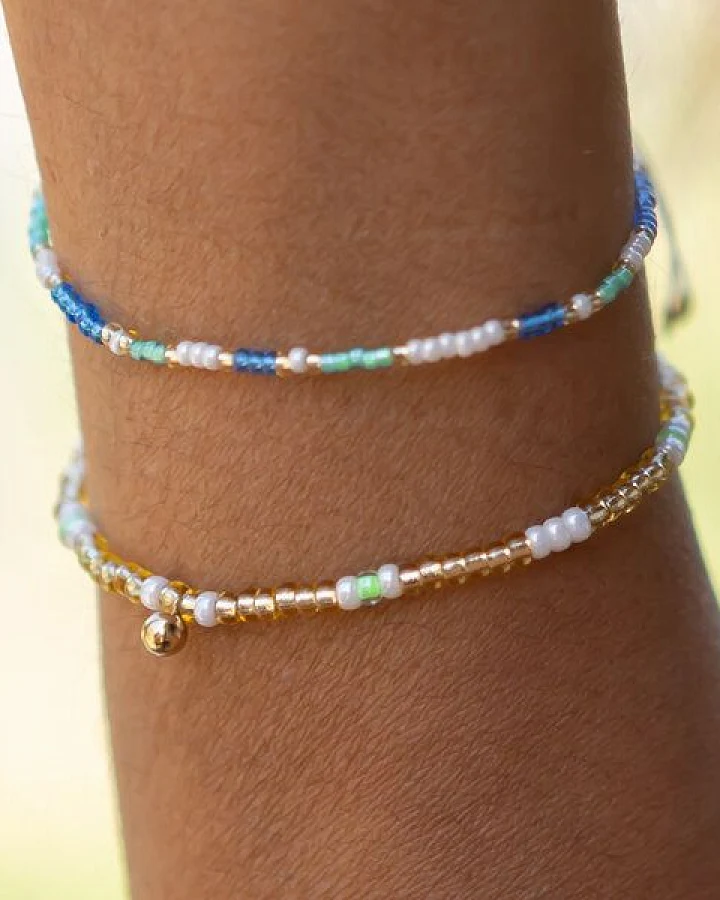 juni Armbänder Set "Malibu Ocean" mit Goldkugel Anhänger - handgemacht in Deutschland