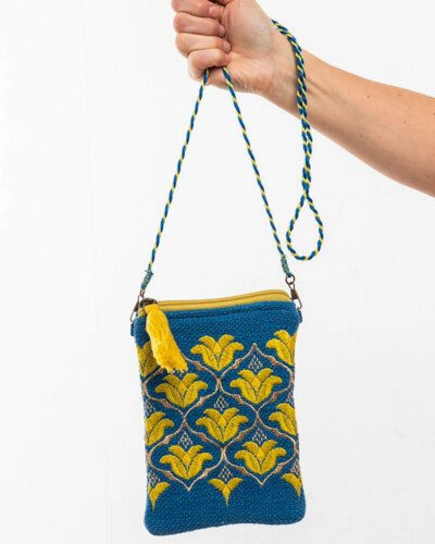 TRANQUILLO Umhängetasche in floralen Designs 20 x 14 cm – Ansicht 4