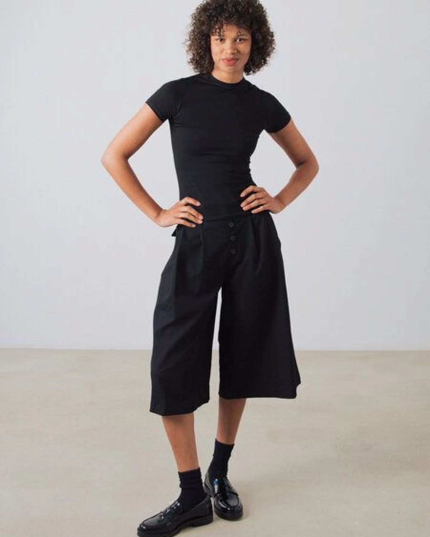 Honest Basics Damen Slim Fit T-Shirt aus Bio- und recycelter Baumwolle – Ansicht 4