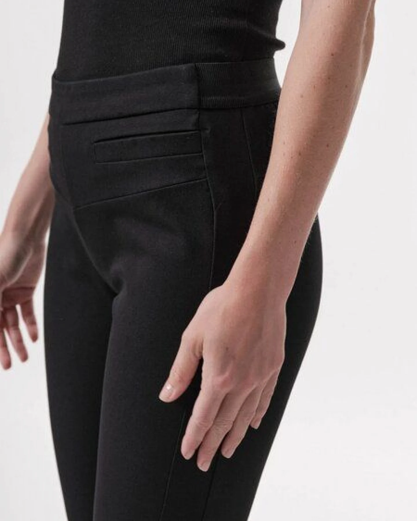LANIUS Slim Fit Hose aus Bio-Baumwolle und Comfort Stretch – Ansicht 3