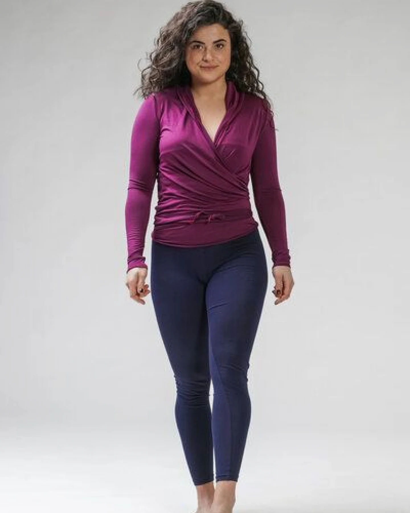 YogiLiebe Wickelbluse „Lakshmi“ aus TENCEL Modal – handgenäht in Deutschland – Ansicht 3