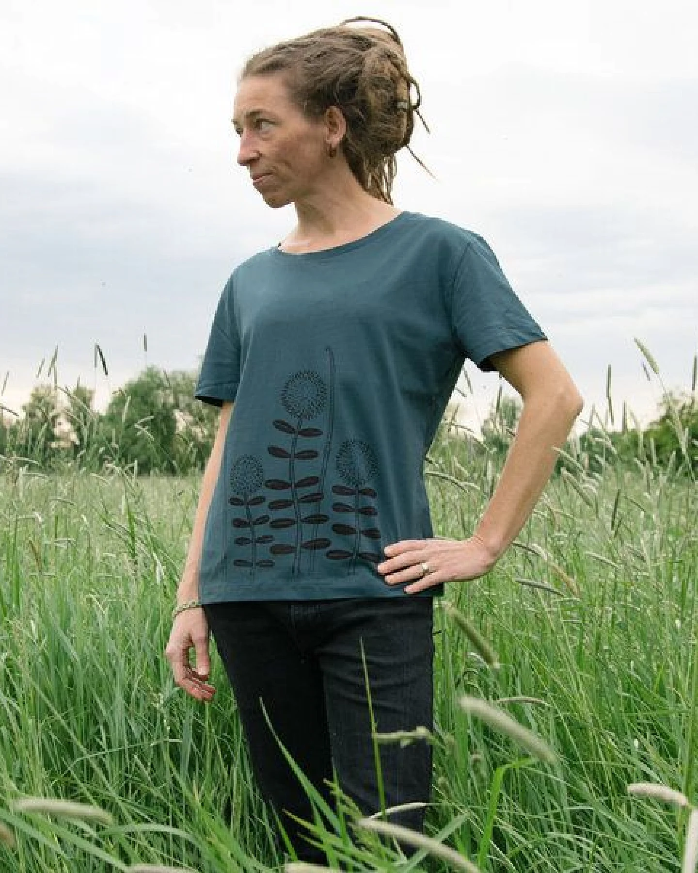 Cmig Damen T-shirt Waldblumen in stargazer – Ansicht 3