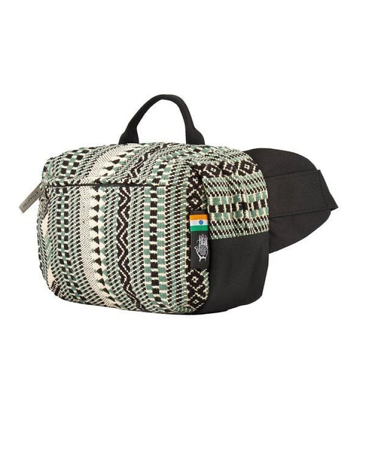 India 8