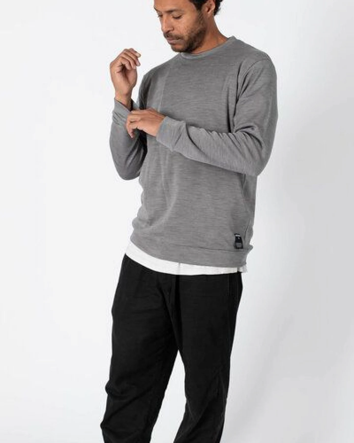 JECKYBENG The MERINO SWEATER - Unisex Pullover aus 100% Merinowolle – Ansicht 3