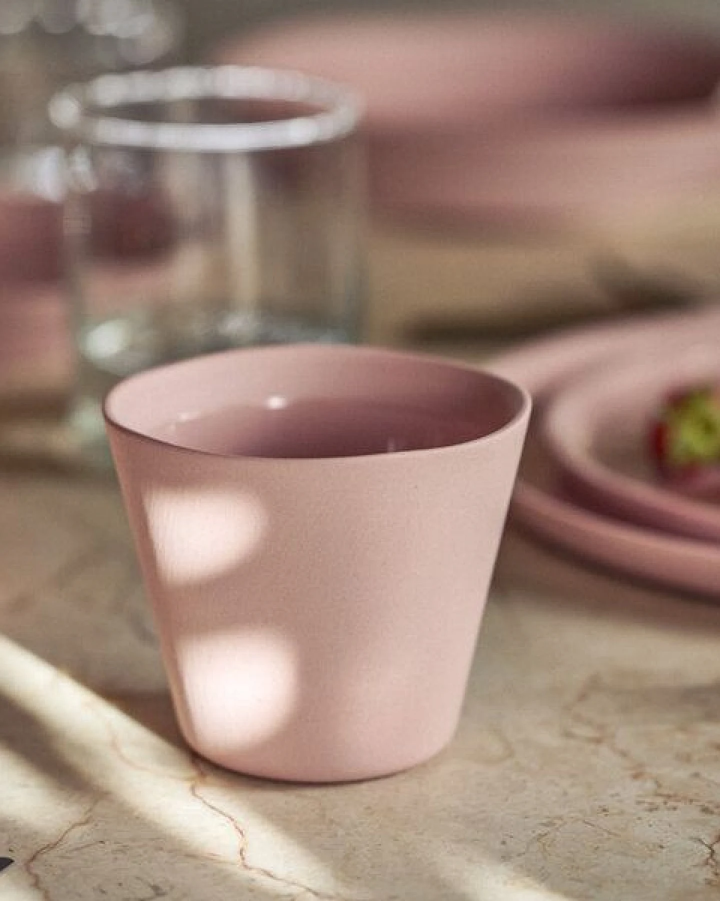 onomao Handgemachter Becher aus Porzellan 2er-Set – Ansicht 2
