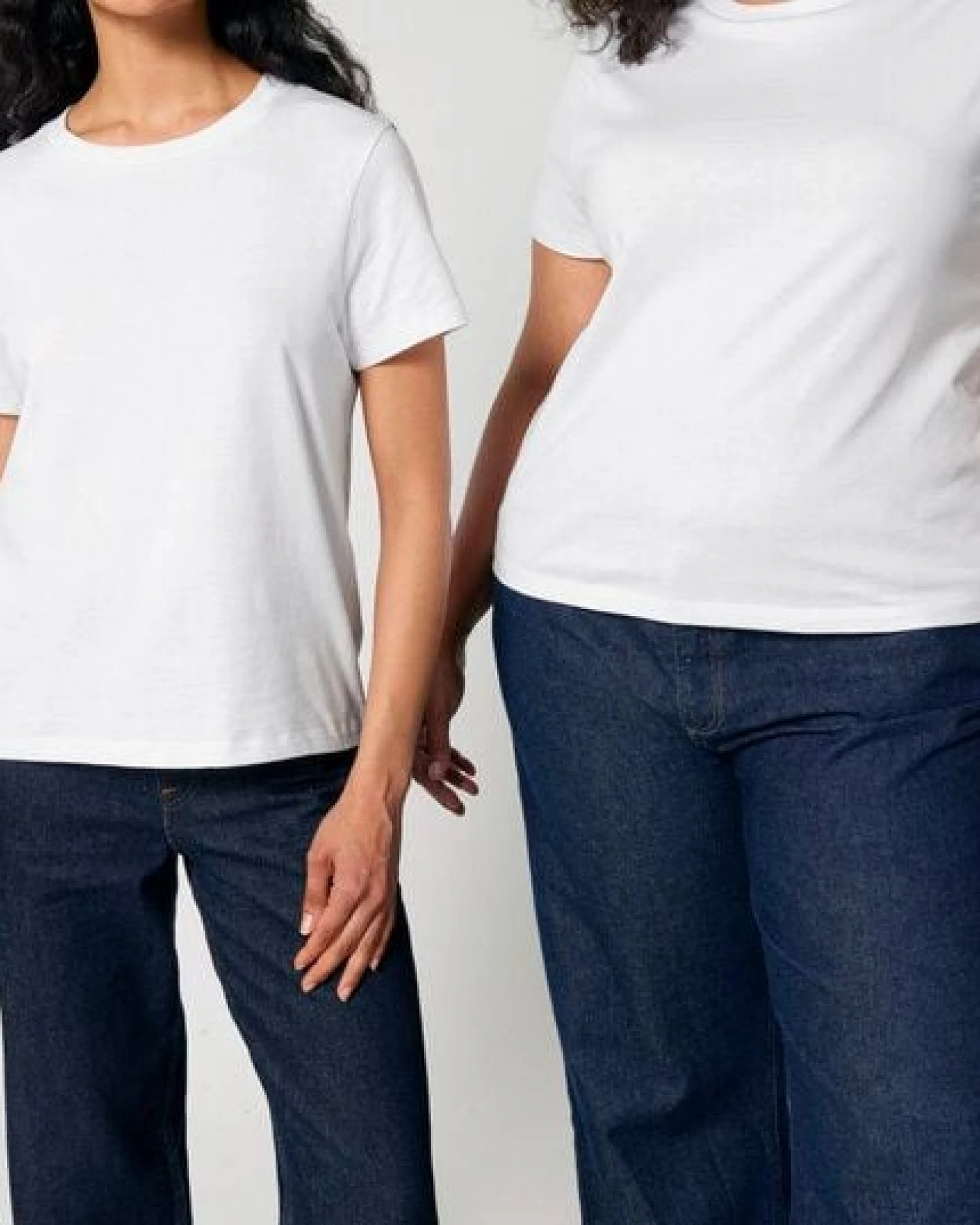 FAIRTICKEN BASICS Damen Basic T-Shirt aus 100% Bio-Baumwolle – Ansicht 3