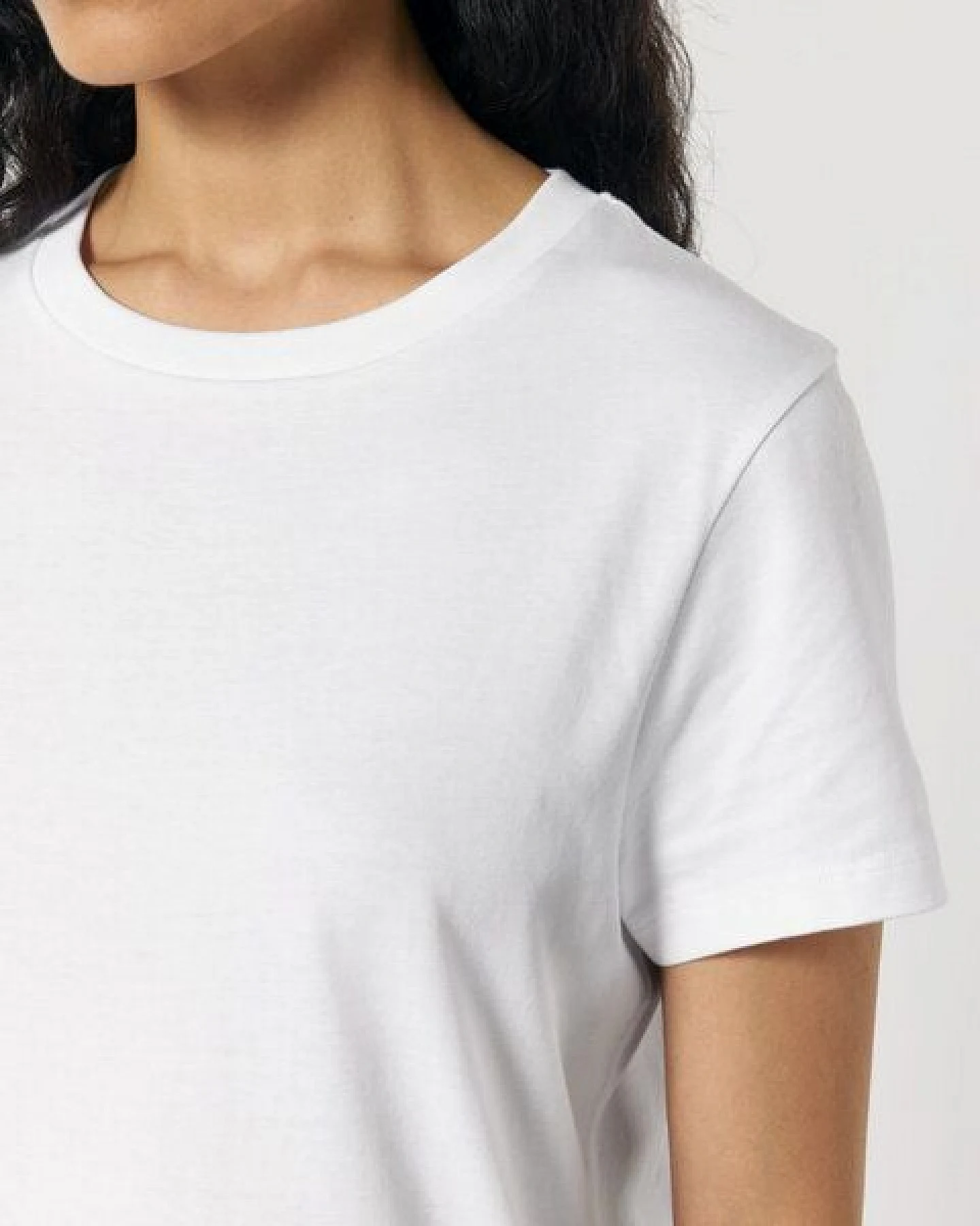 FAIRTICKEN BASICS Damen Basic T-Shirt aus 100% Bio-Baumwolle – Ansicht 4
