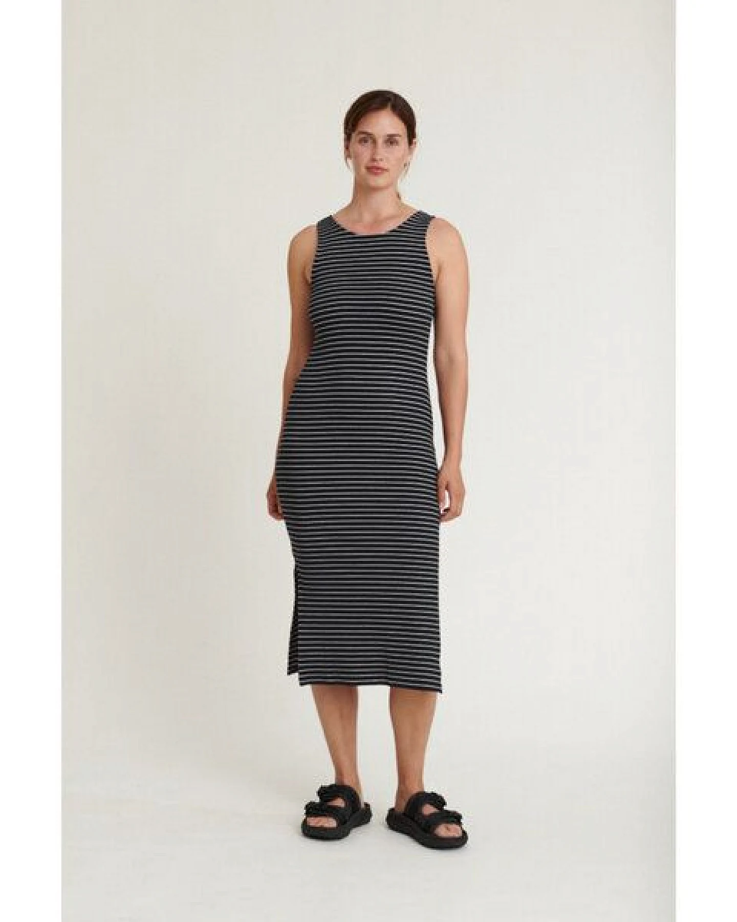 Basic Apparel Kleid LUDMILLA aus Bio-Baumwolle – Ansicht 3