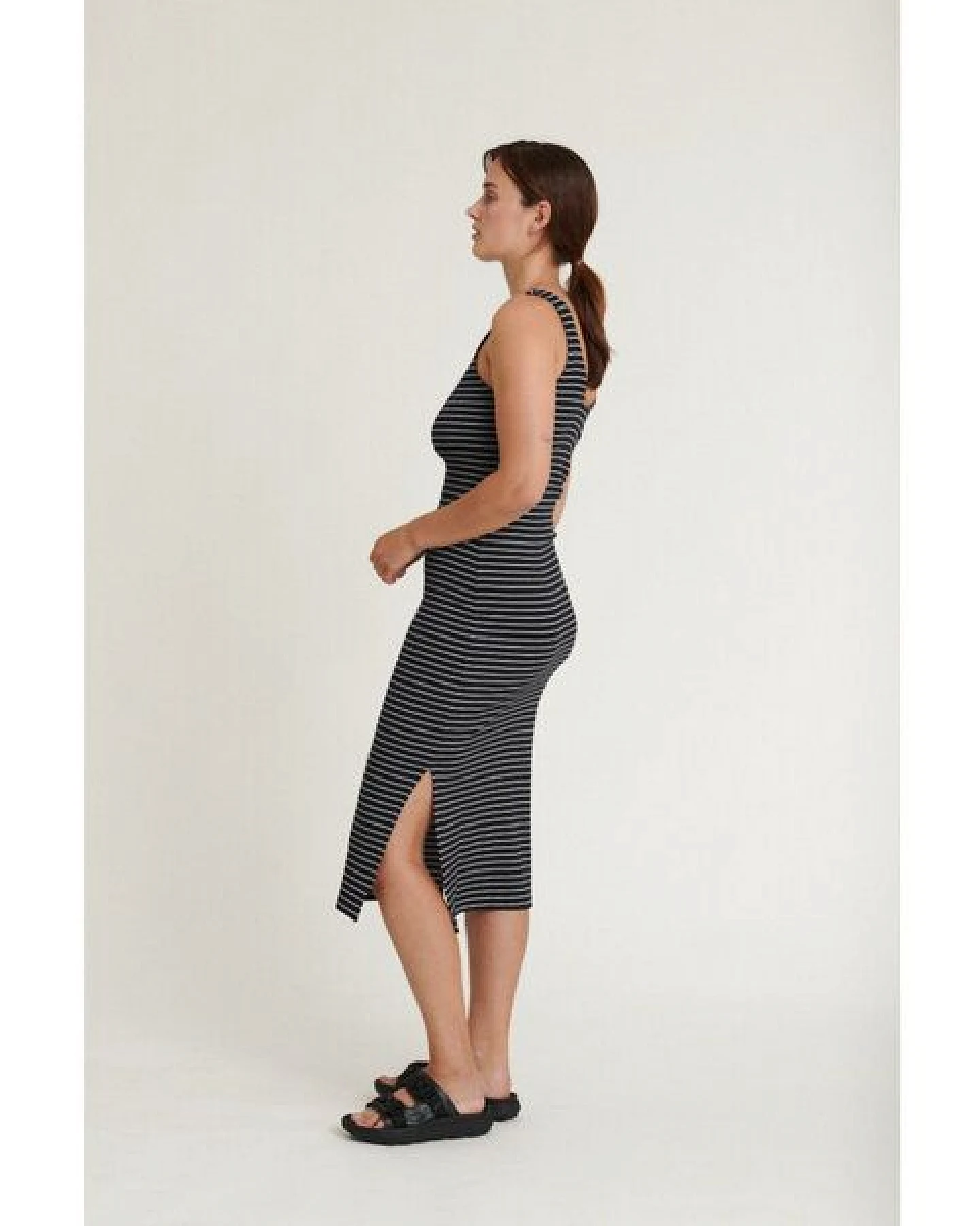 Basic Apparel Kleid LUDMILLA aus Bio-Baumwolle – Ansicht 4