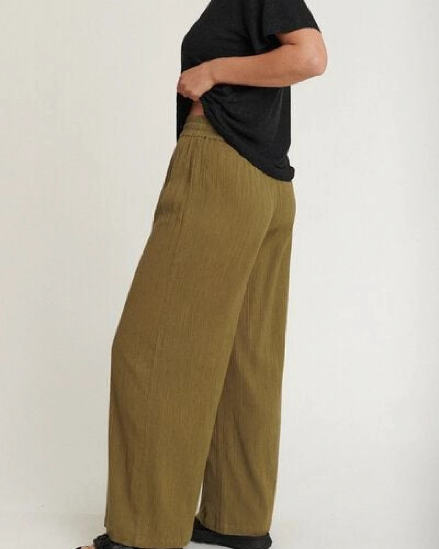Basic Apparel Lockere Hose SIMONE aus Bio-Baumwolle – Ansicht 3