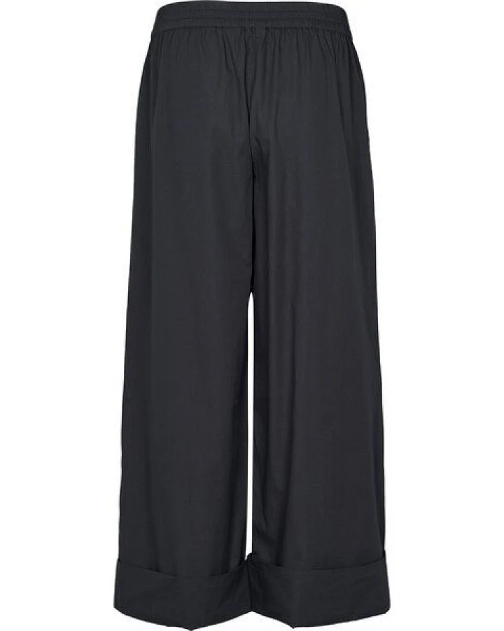 Basic Apparel Hose SILJE aus Bio-Baumwolle
