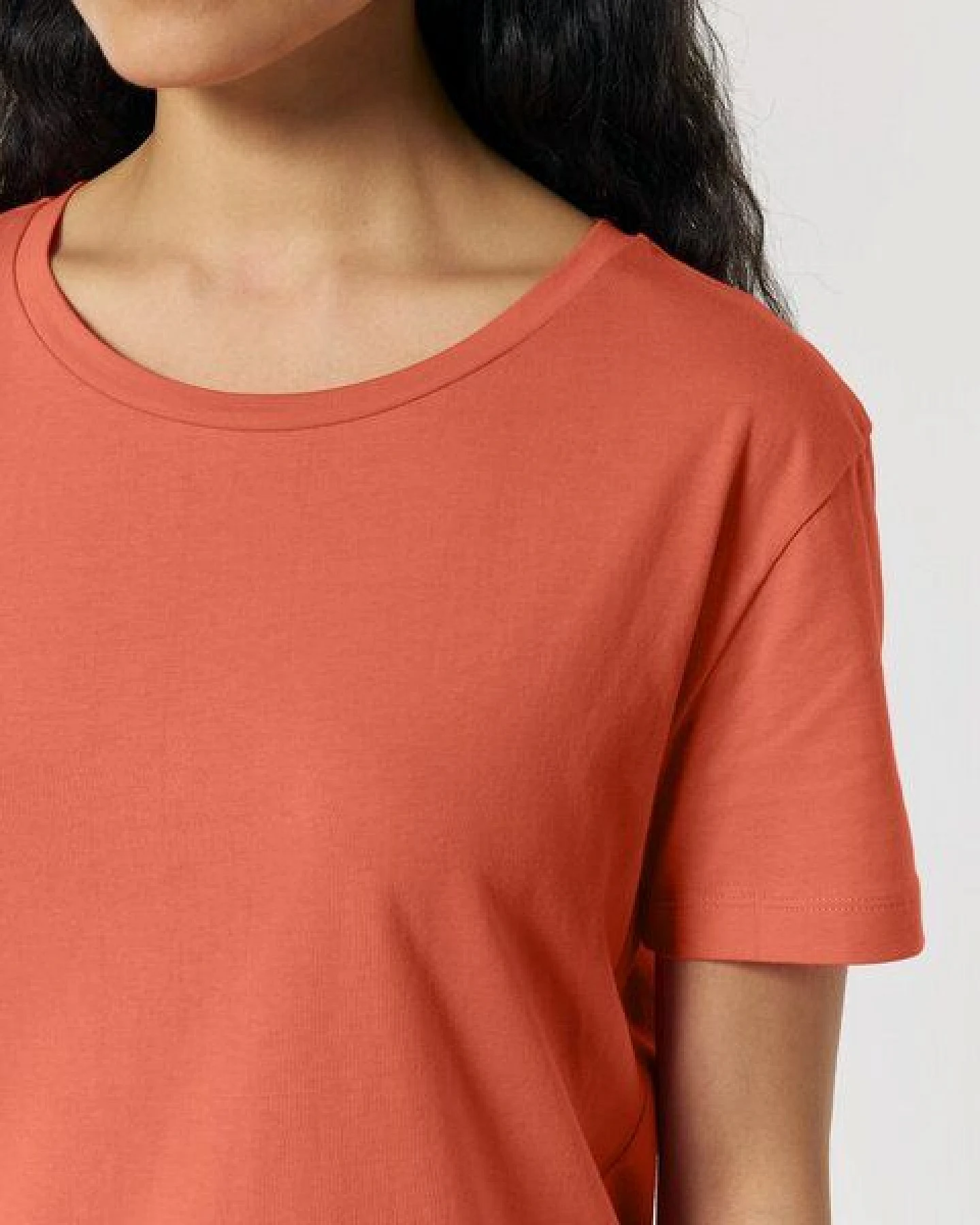 FAIRTICKEN BASICS Damen Basic Rundhals T-Shirt aus 100% Bio-Baumwolle – Ansicht 3