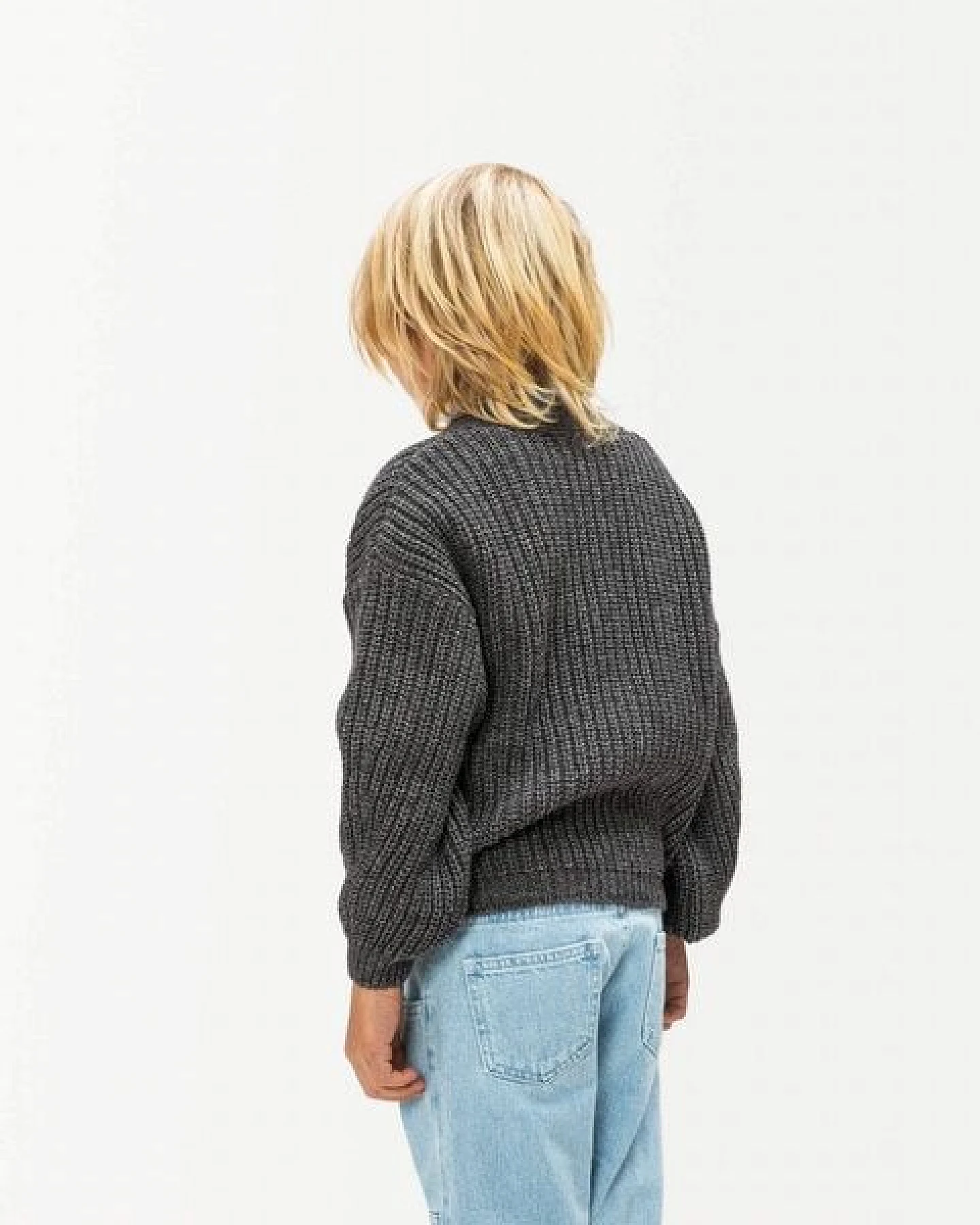 Matona Klassischer Cardigan mit V-Ausschnitt für Kinder / V-Neck Cardigan – Ansicht 2