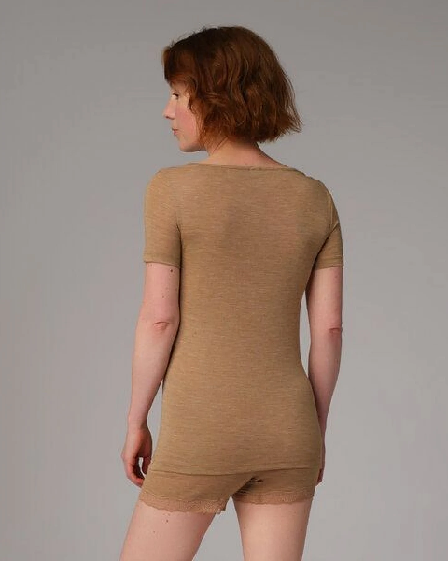 comazo|earth Wolle-Seide Shirt kurzarm mit V-Ausschnitt – Ansicht 2