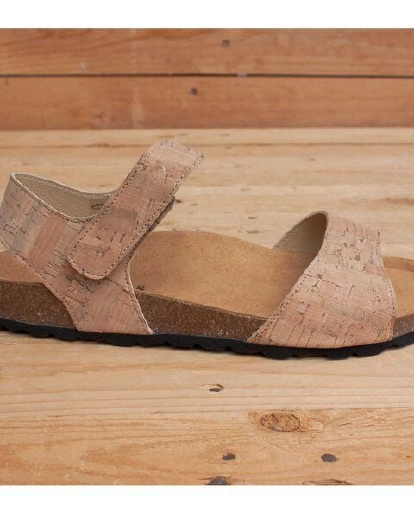 Shoezuu Vegan Vegane Riemchensandalen aus natürlichem Kork – Ansicht 3