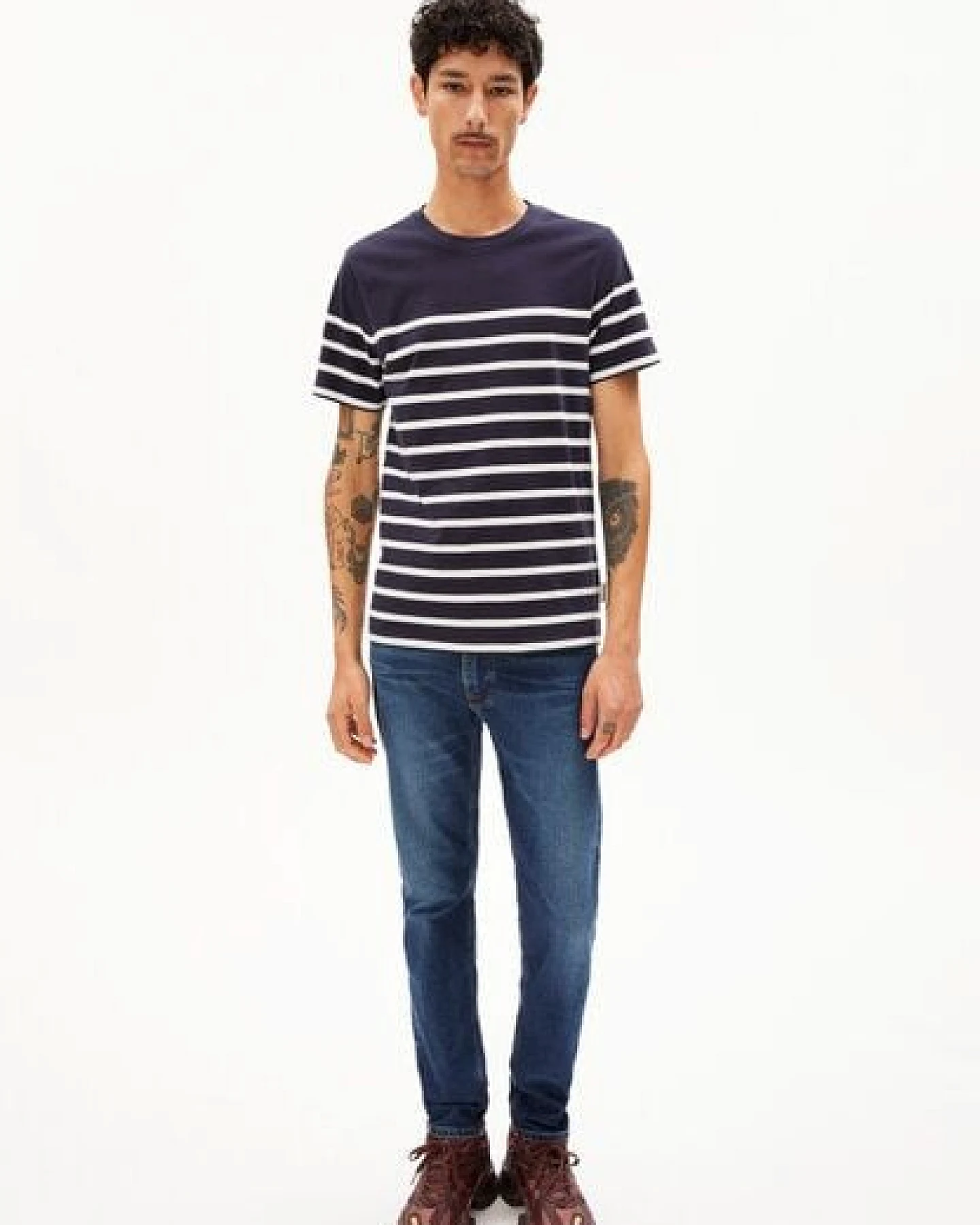 ARMEDANGELS AADROS STRIPES - Herren T-Shirt Regular Fit aus Bio-Baumwolle – Ansicht 4