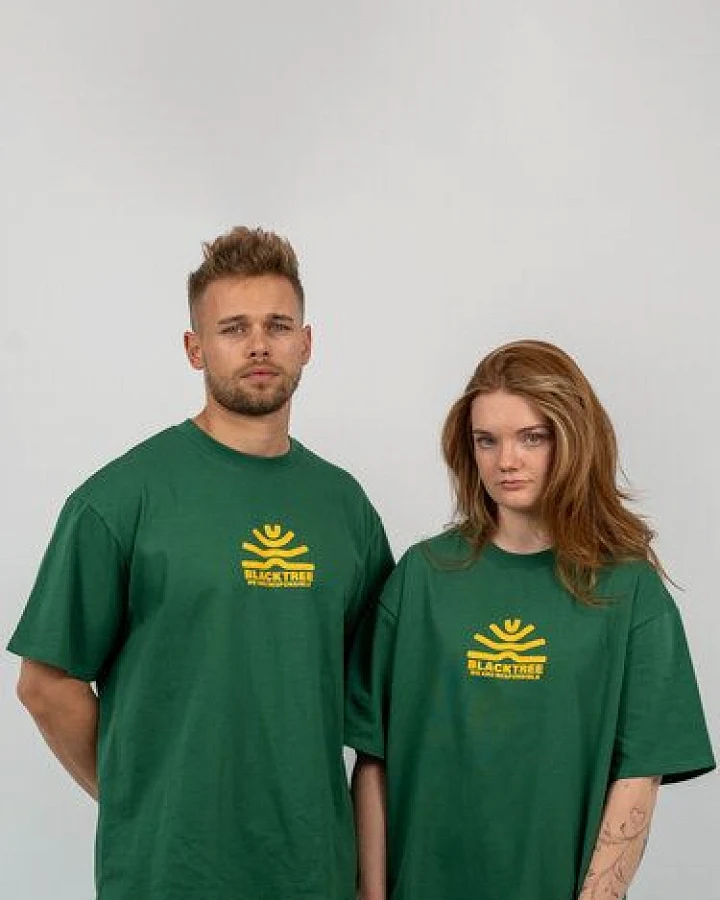 Black Tree Unisex T-Shirt Rundhals Bio-Baumwolle Premium Qualität Fair Trade