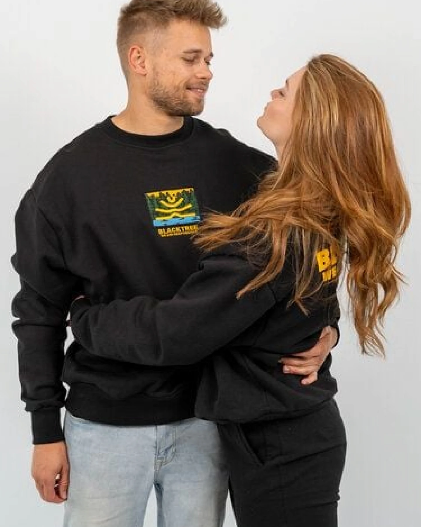 Black Tree Unisex Sweatshirt Rundhals Bio-Baumwolle Premium Qualität Fair Trade – Ansicht 4