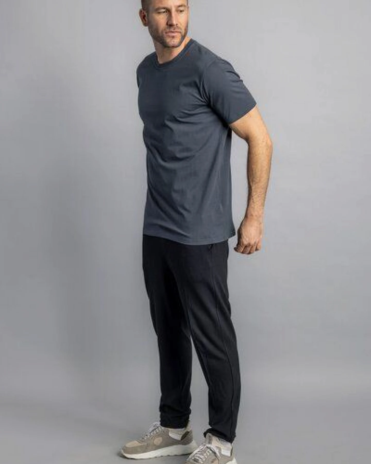 dirts Premium Blank T-Shirt SLIM – Ansicht 4